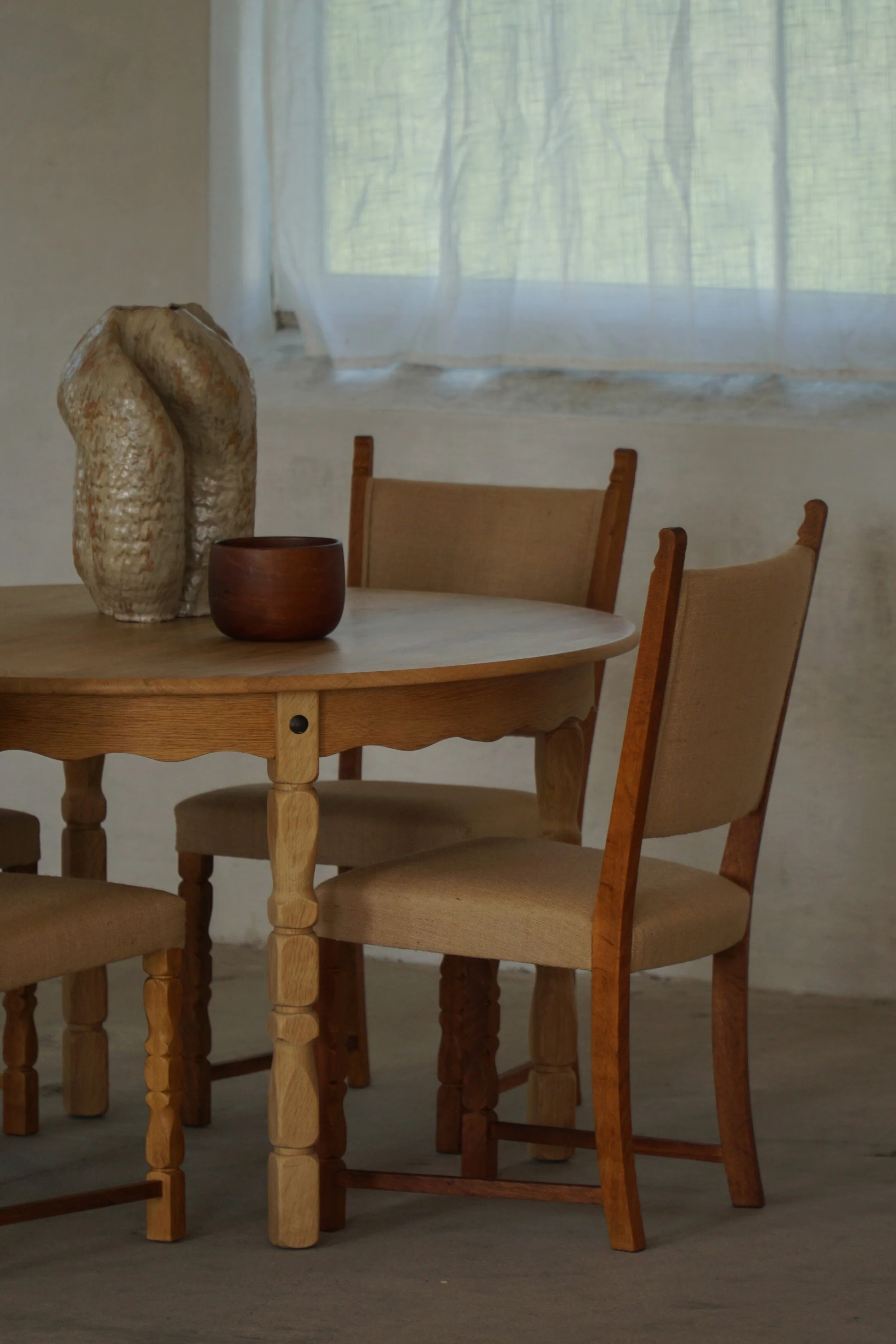 Hessian_Chairs-15.jpg