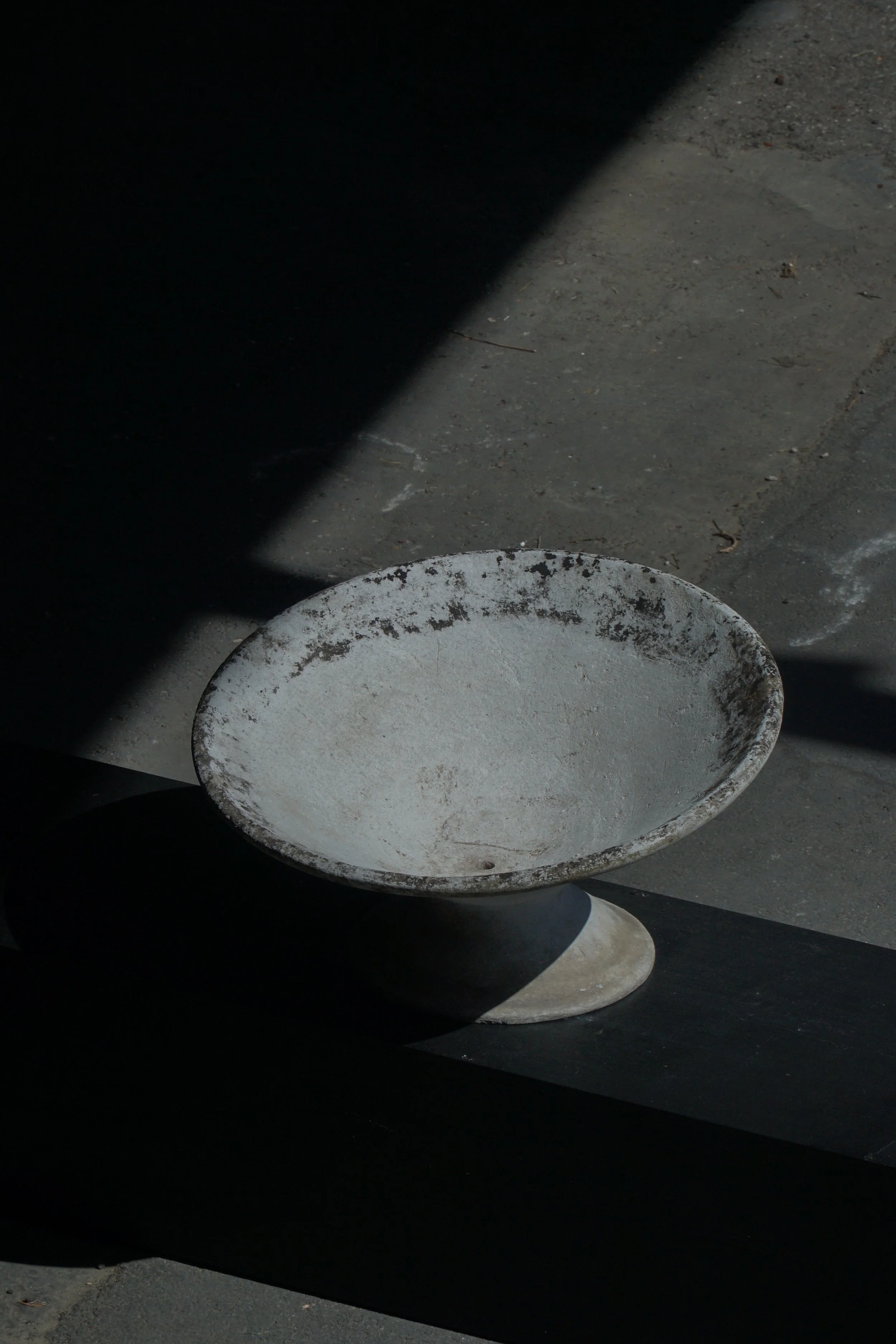 Ellebaek_Round_Planter-12.jpg