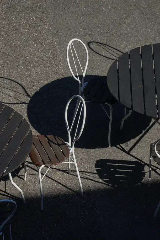 Table_Chairs_2_master.webp