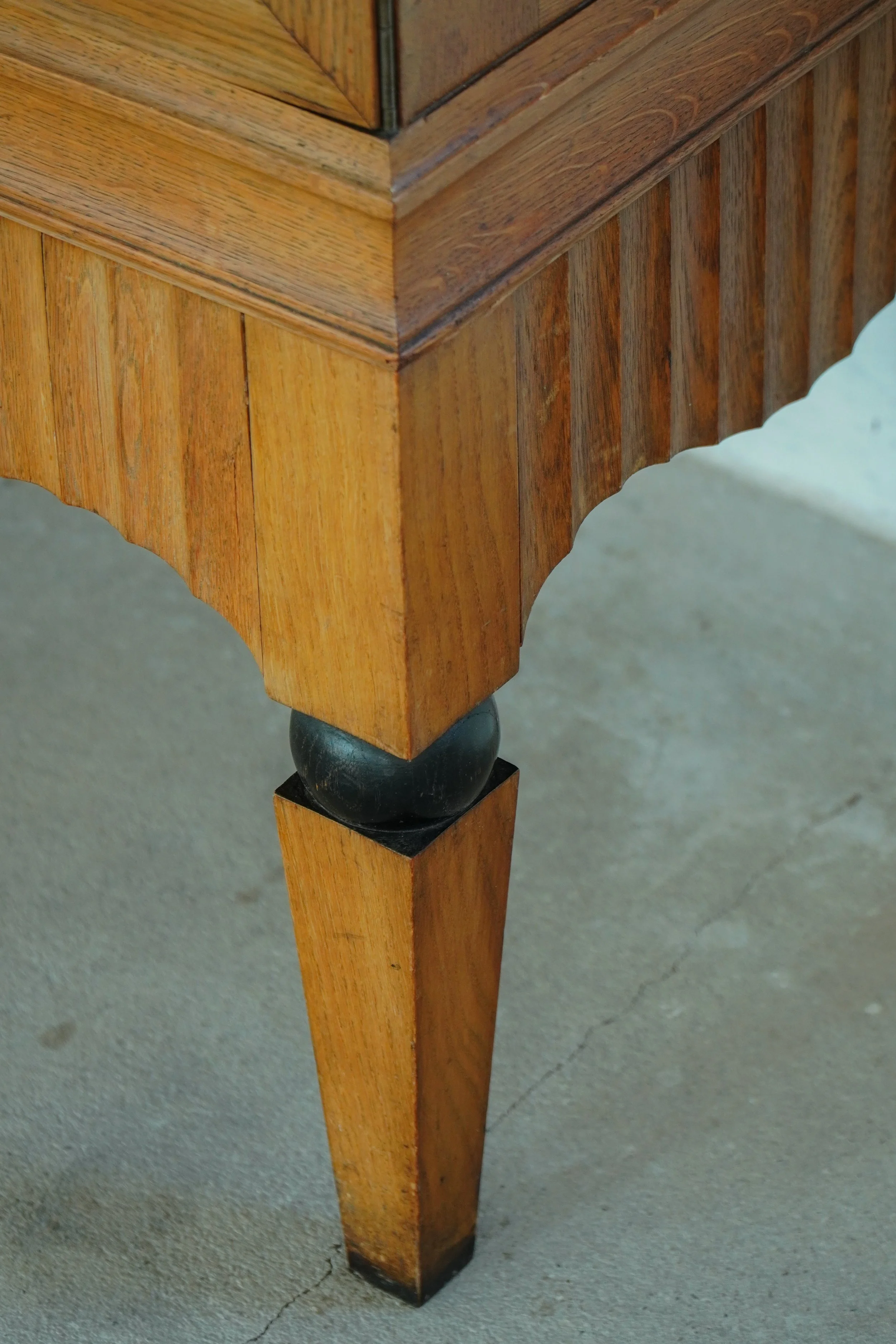 Cabinet-19.jpg