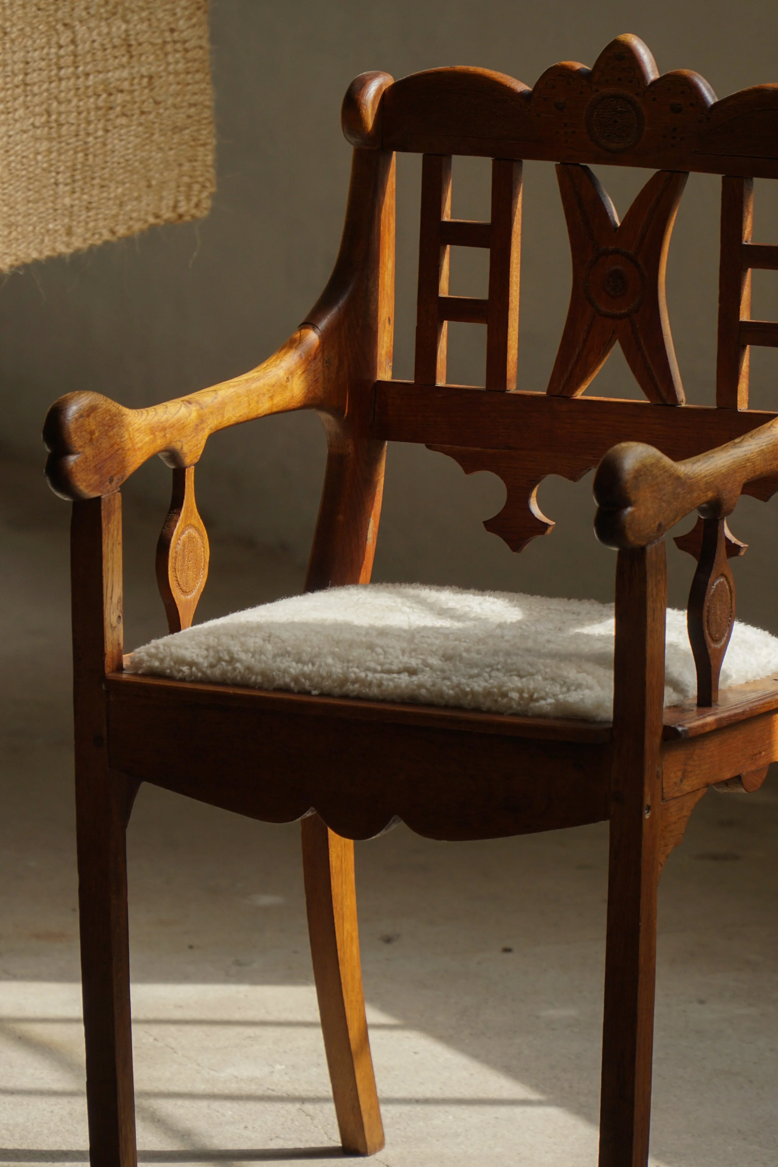 Chair-4.jpg