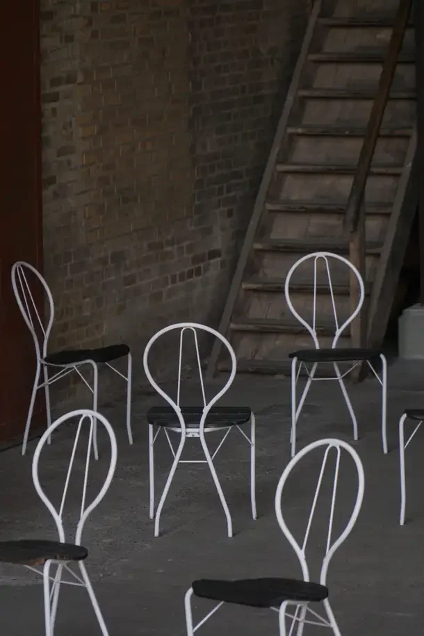 Two_Chairs_11_master.webp