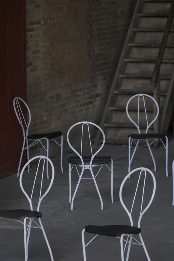 Table_Six_Chairs_master.webp