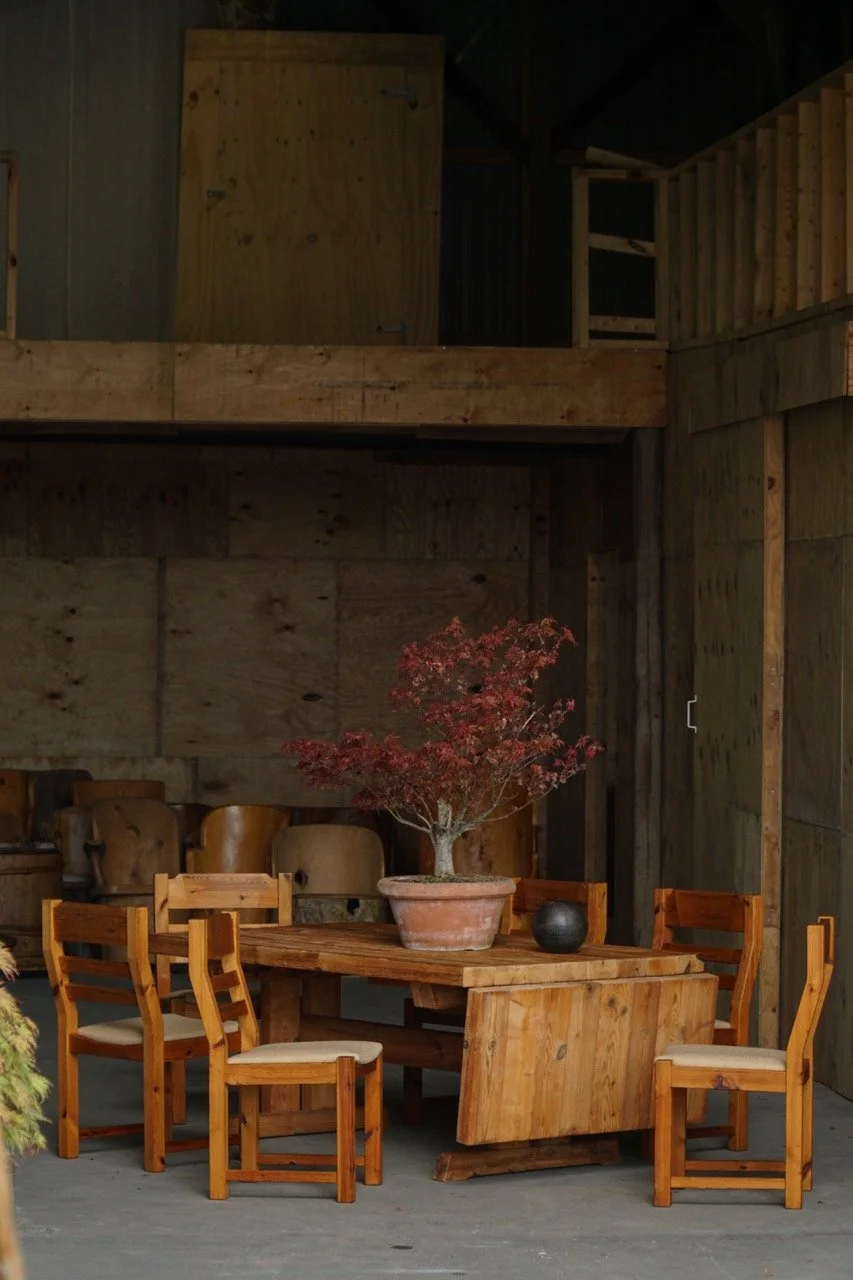 Pine_Chairs_Hessian-16 – stor.jpeg