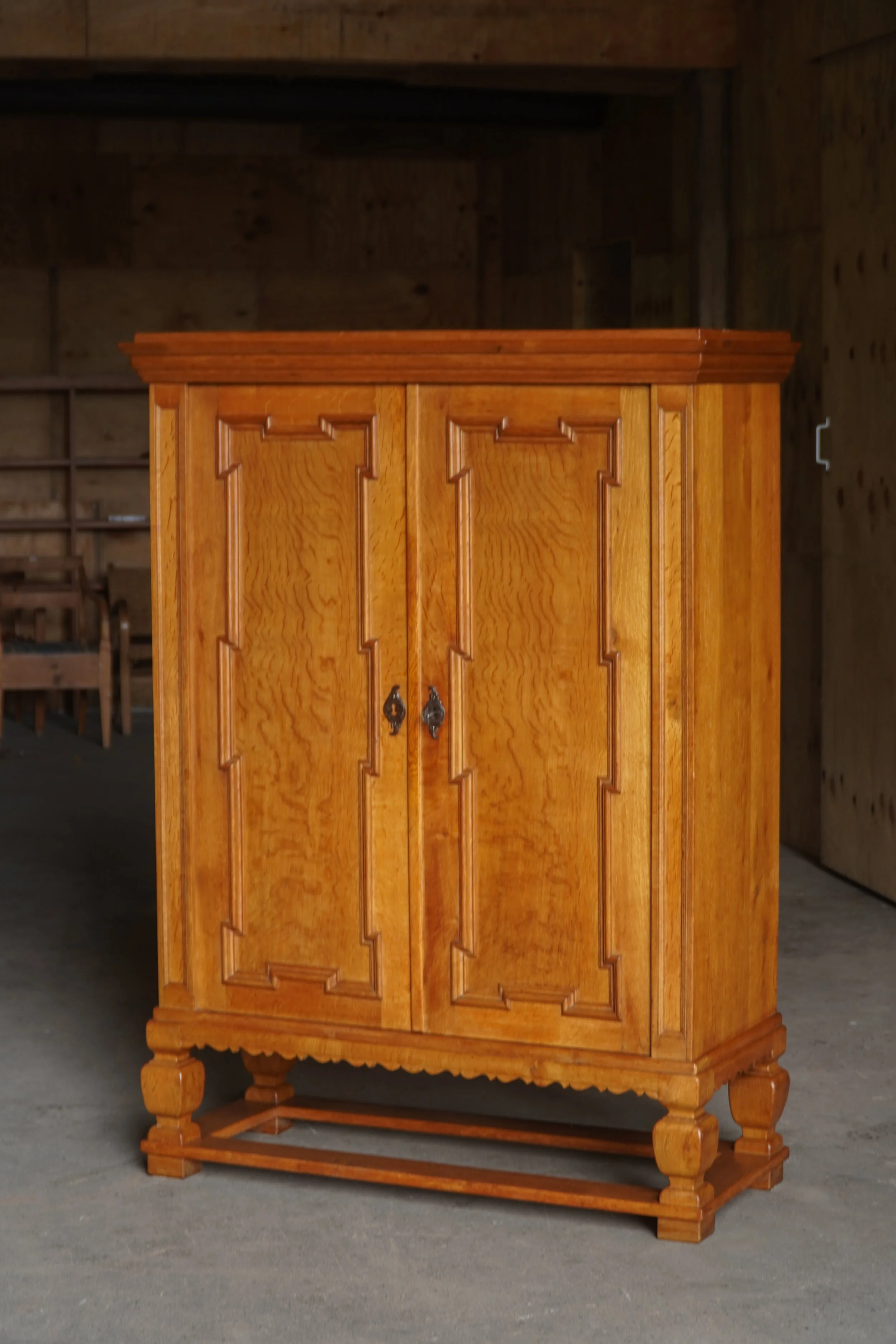 Cabinet-9.jpg