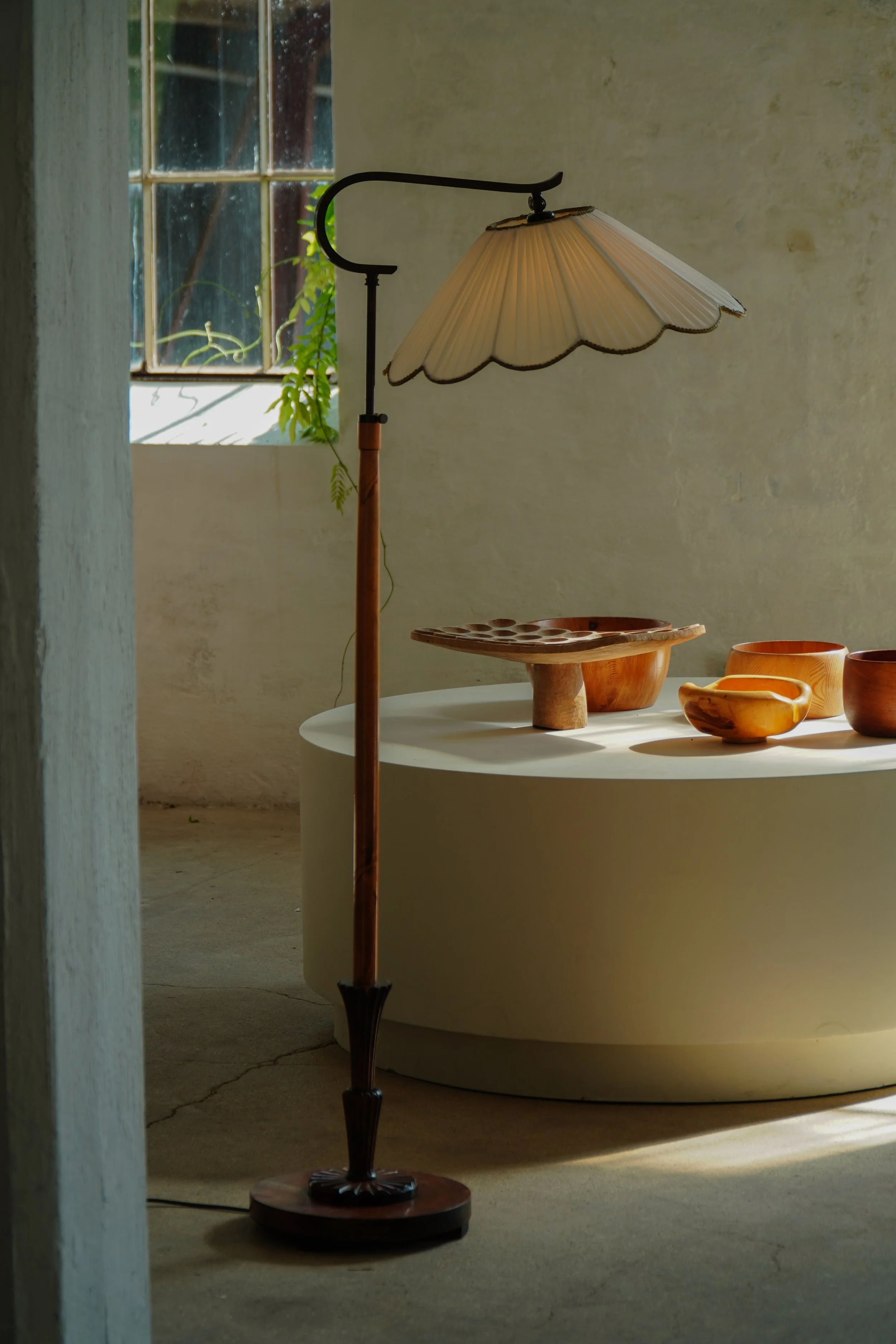 Floor_Lamp_Shade.jpg