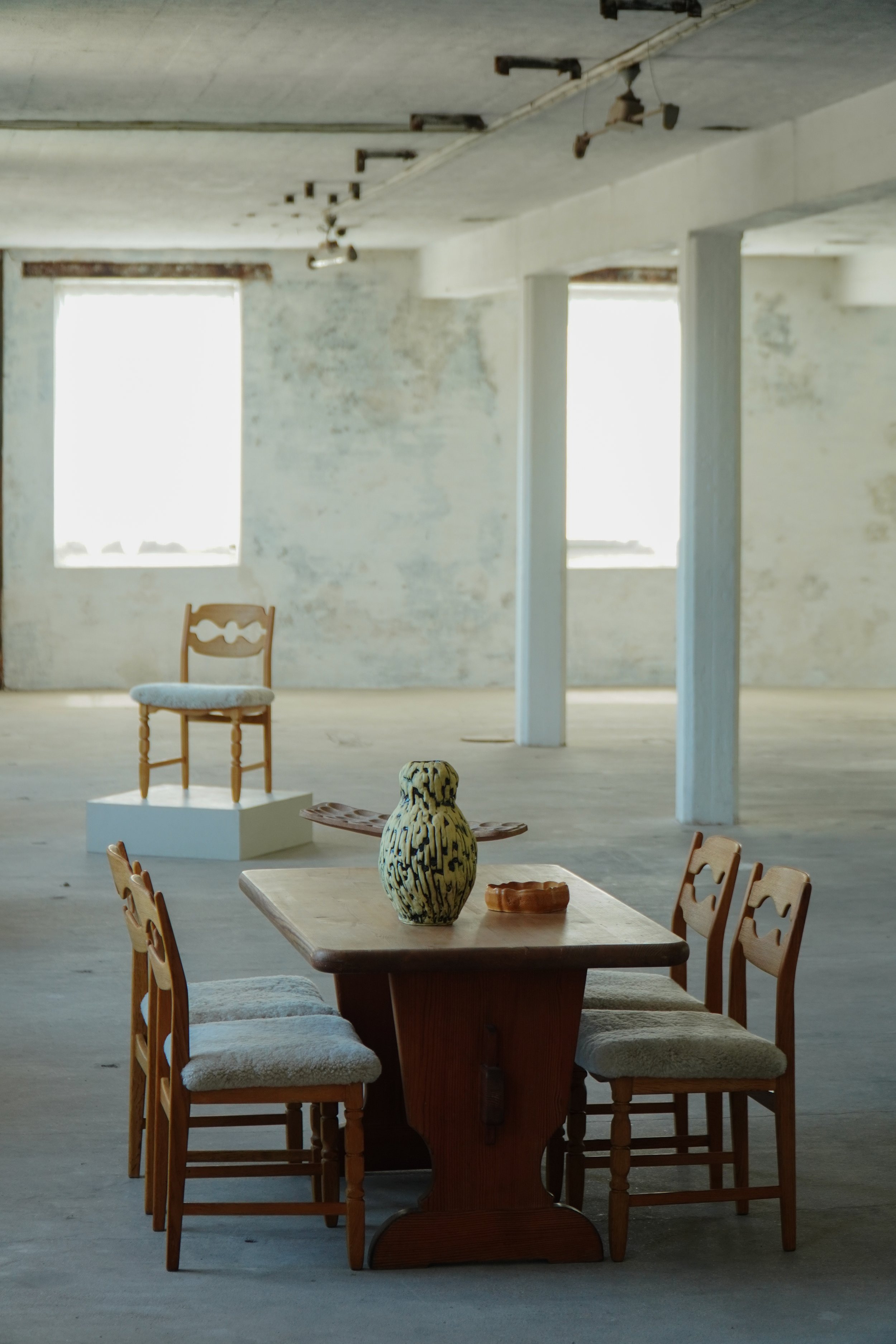 Six_Dining_Chairs-8.jpg