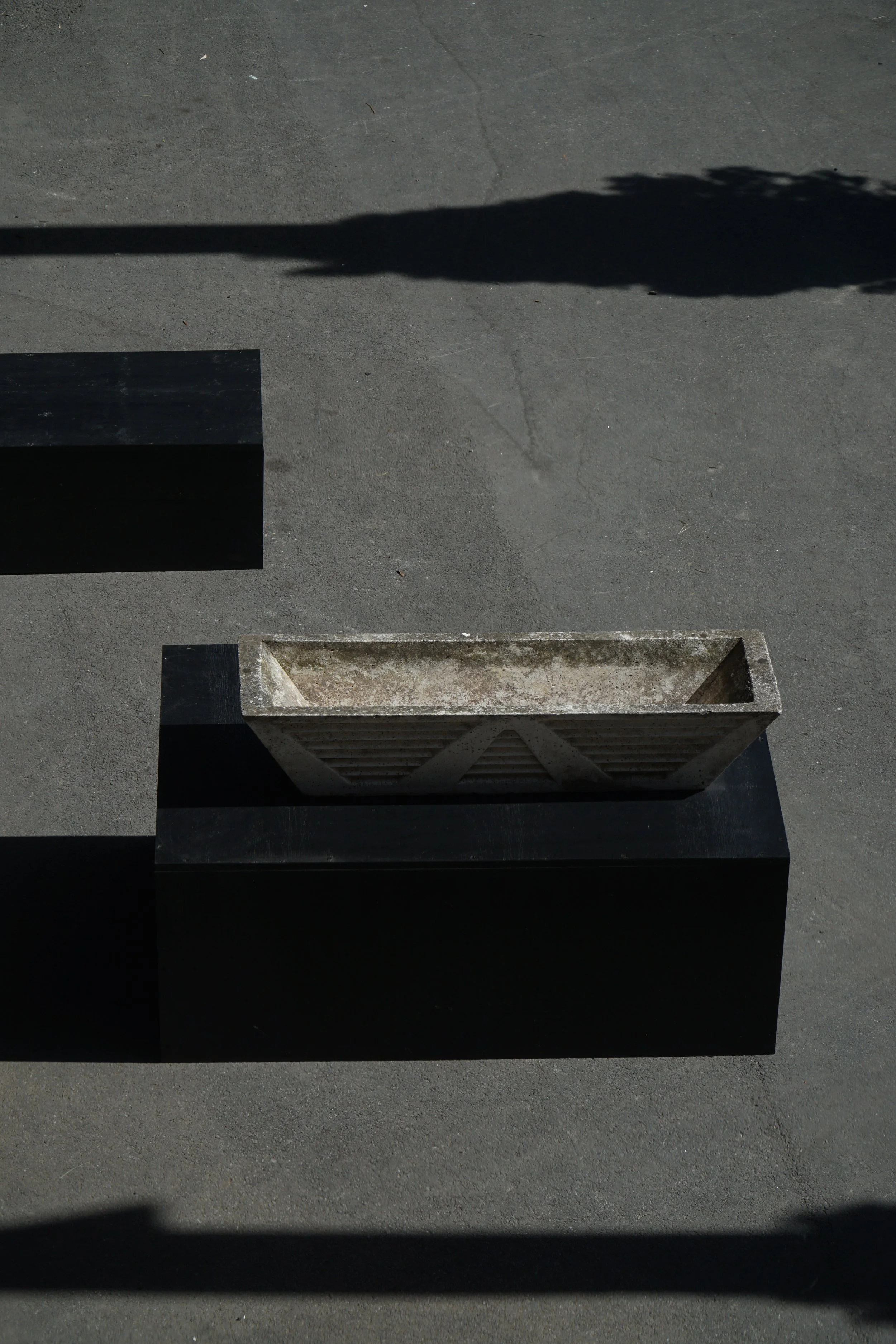 Jadinere_Long_Planter.jpg