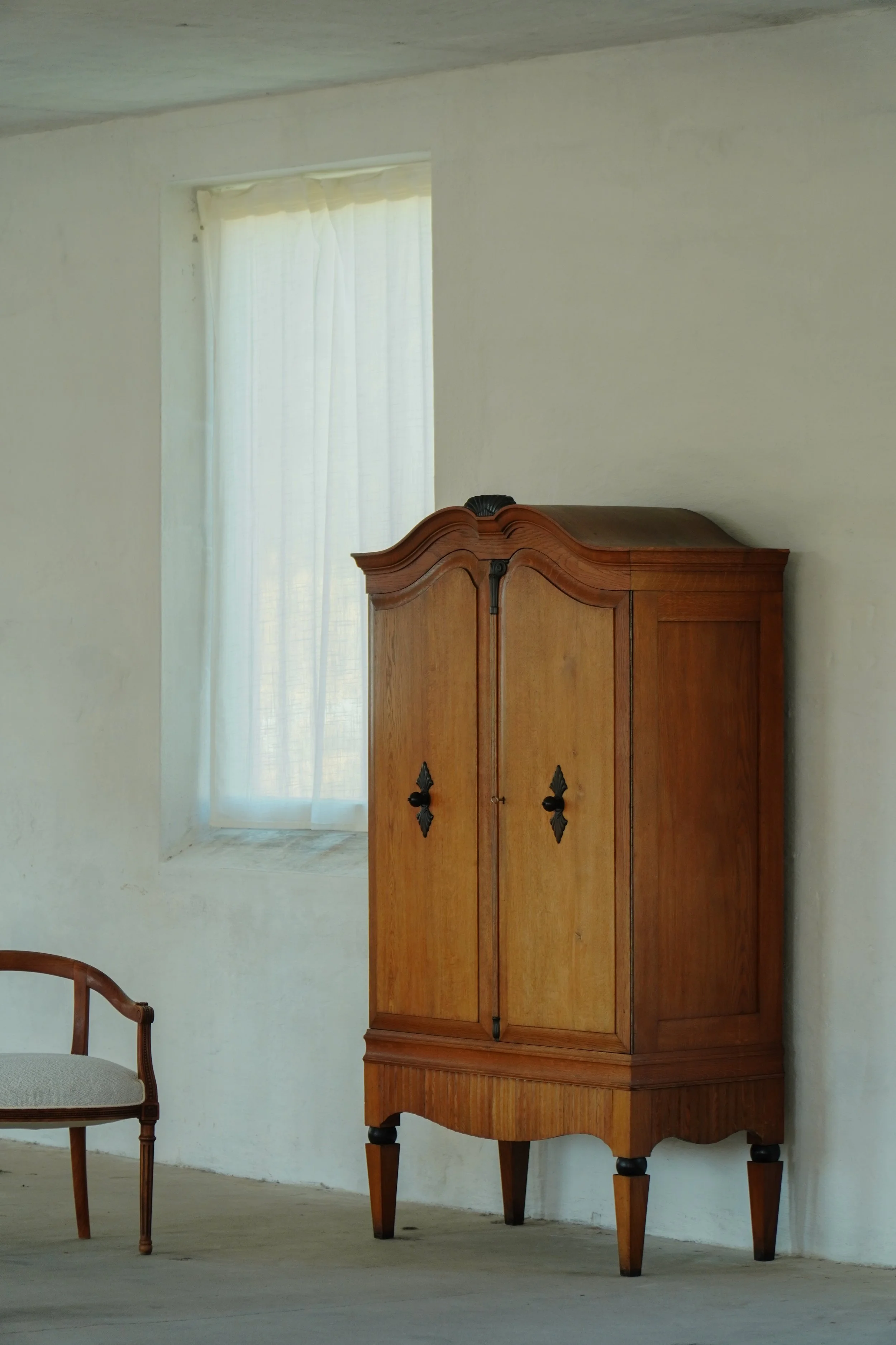 Cabinet-6.jpg