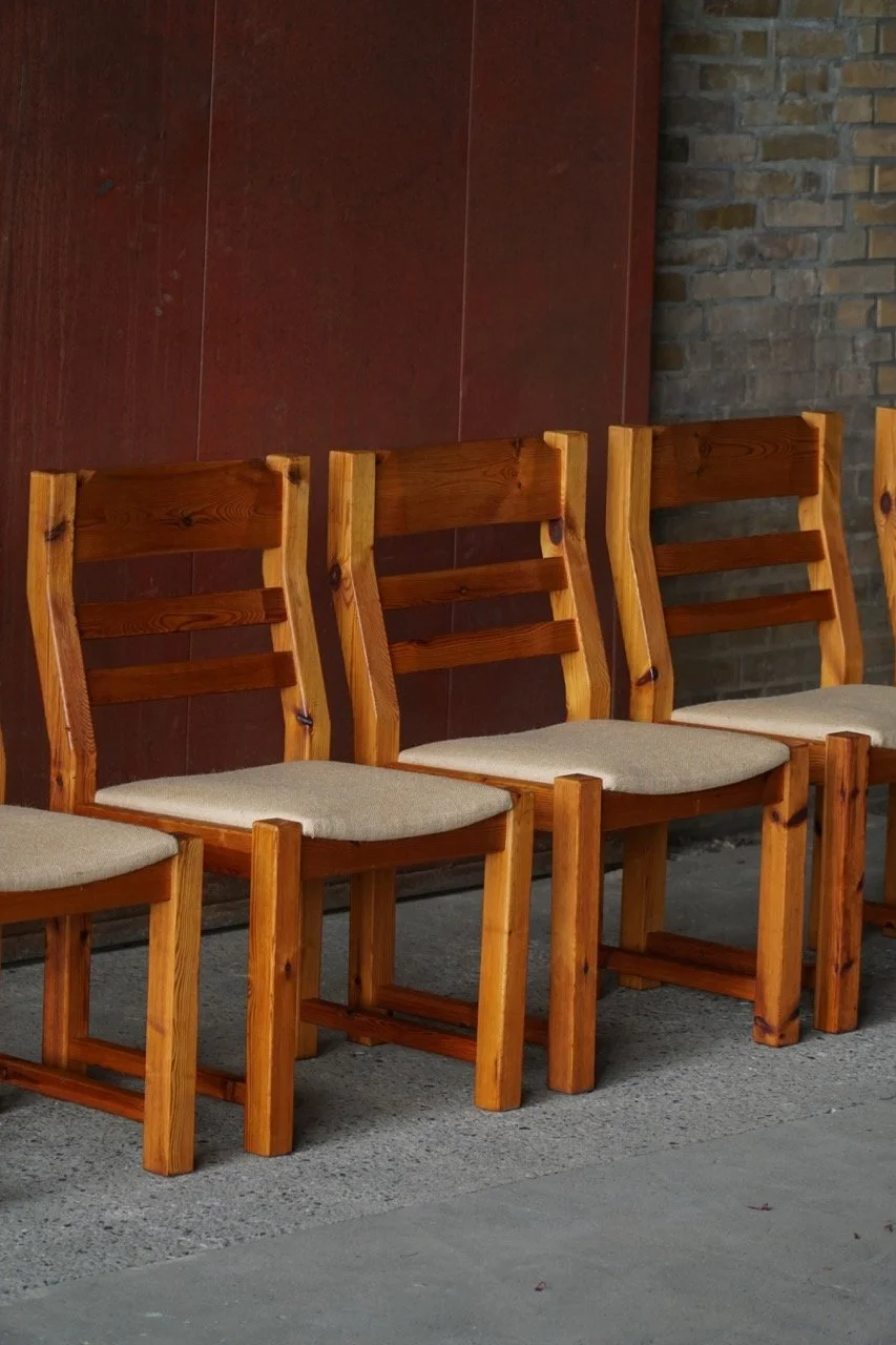 Pine_Chairs_Hessian-7 – stor.jpeg