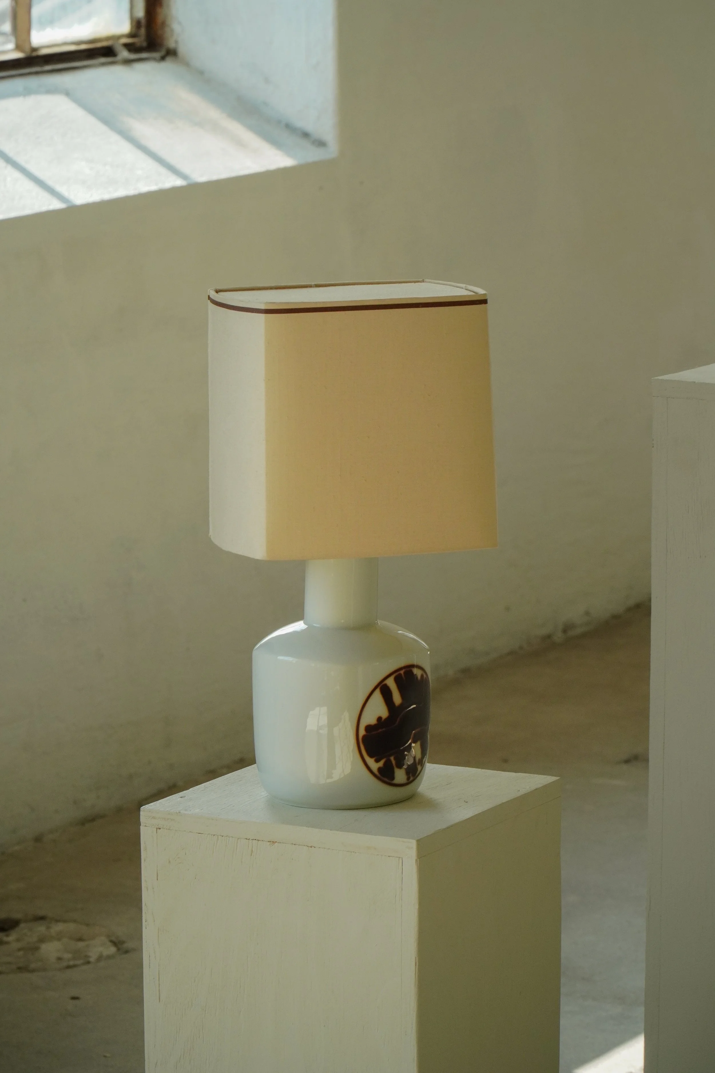 Pair_of_Lamps-28.jpg