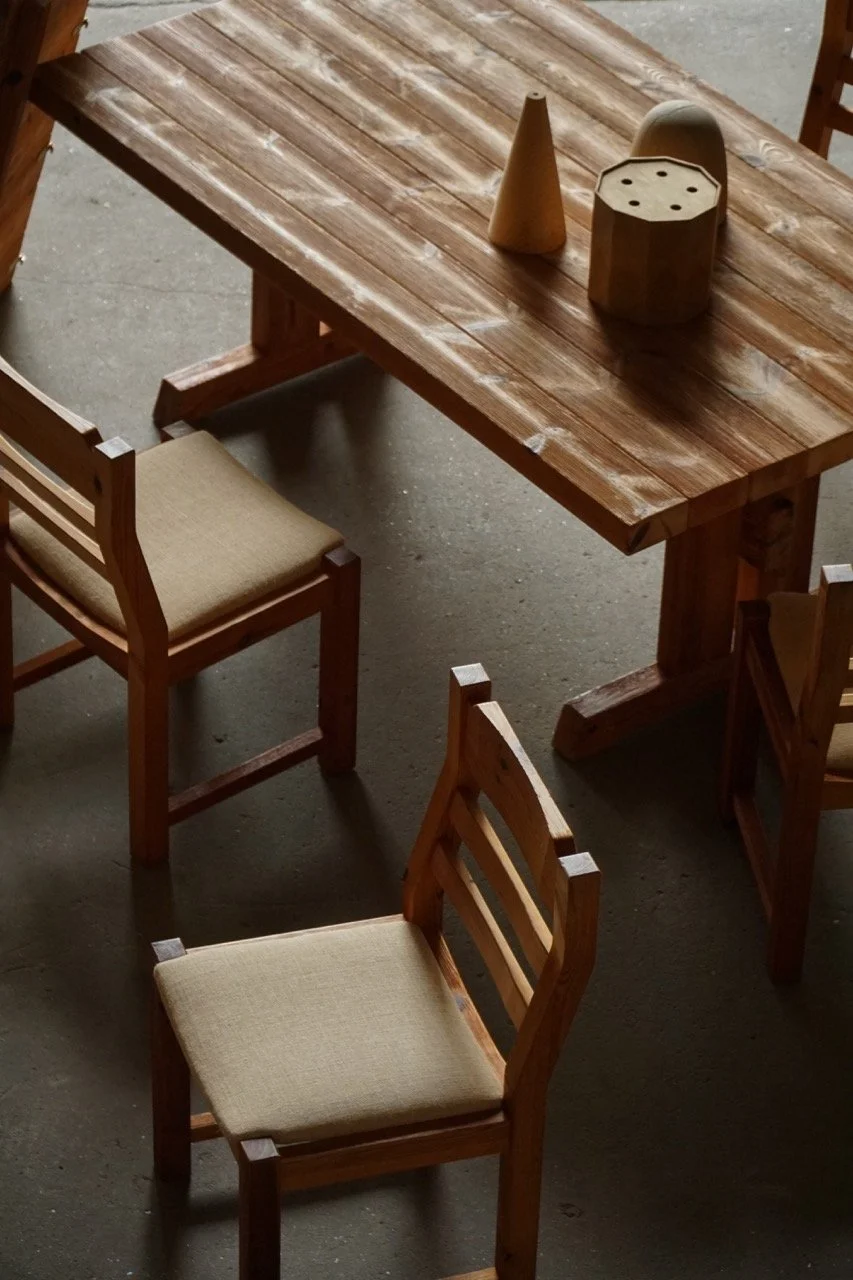 Pine_Chairs_Hessian-23 – stor.jpeg