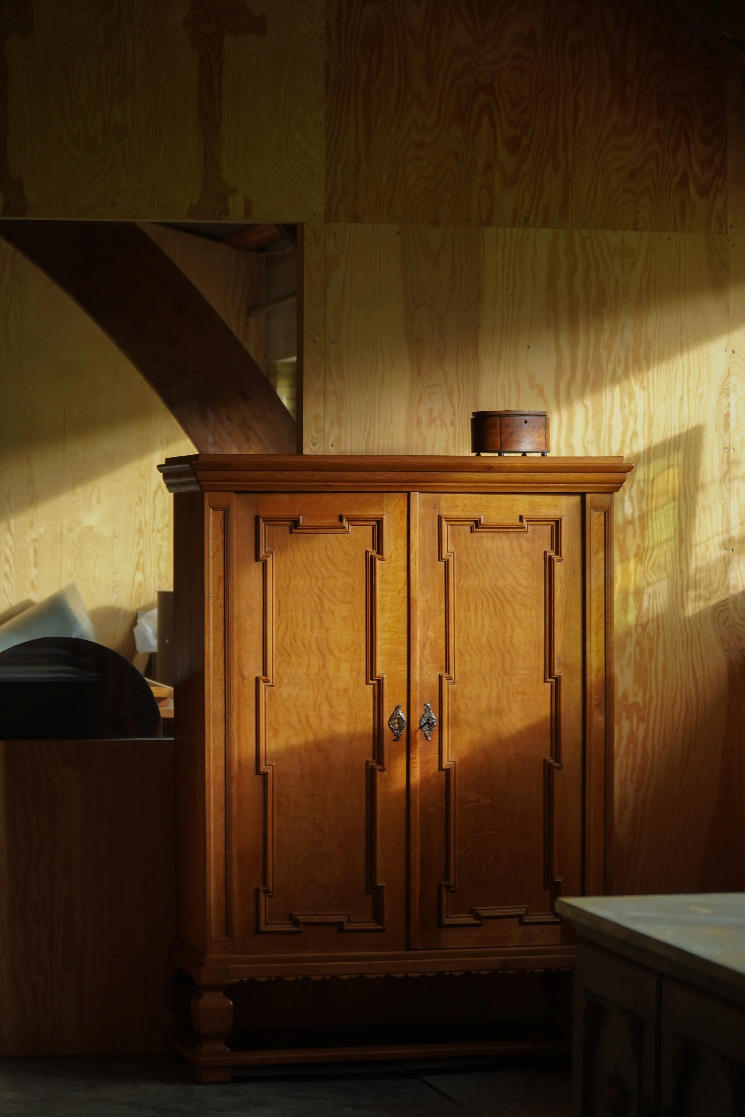 Cabinet-3.jpg
