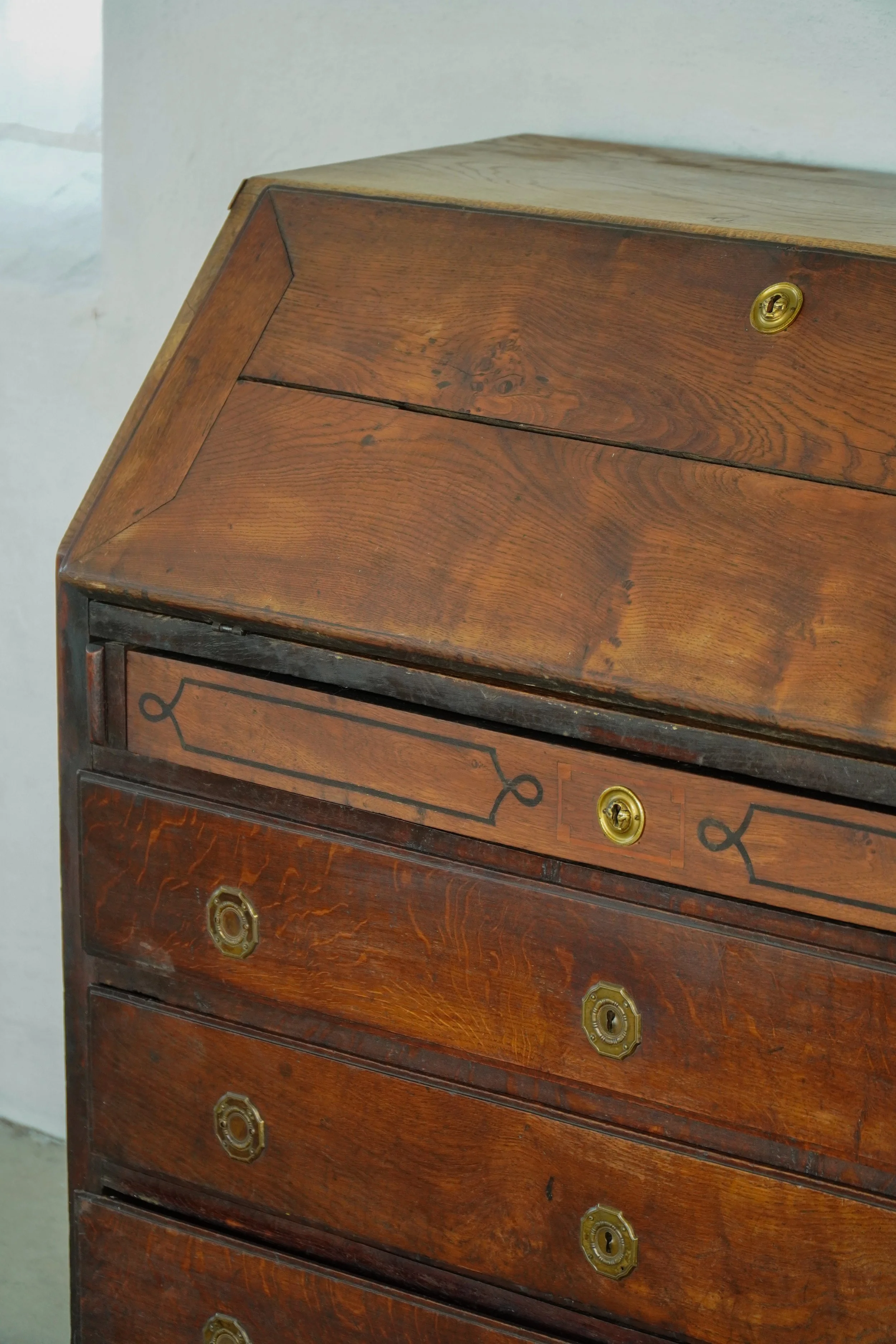 Chest_of_Drawers-27.jpg