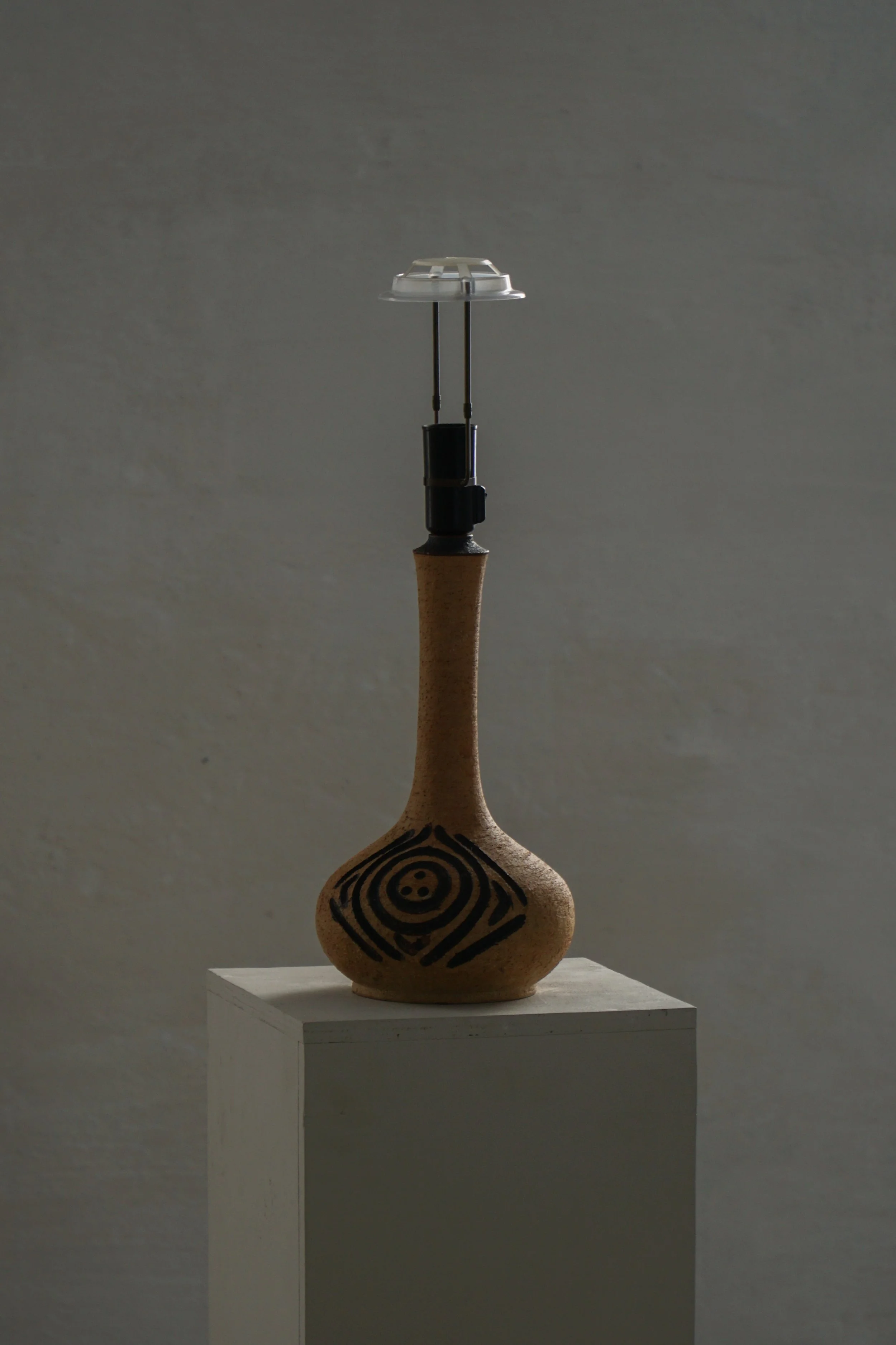 Ceramic_Lamp-07.jpg