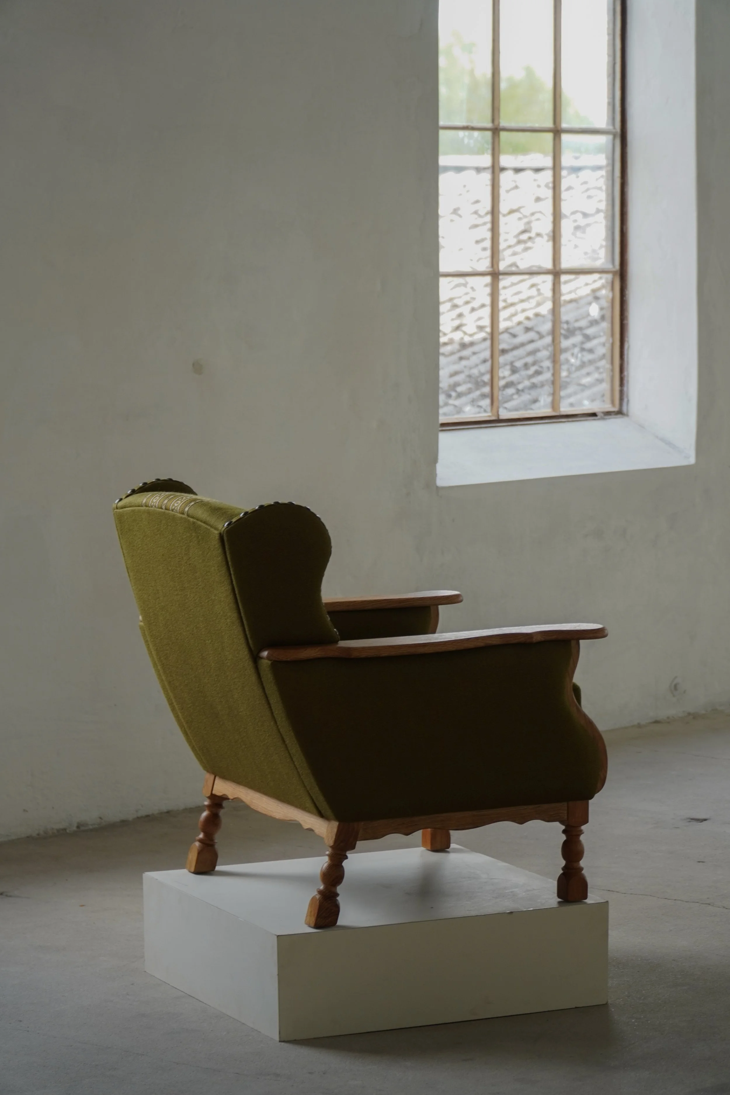 Green_Lounge_Chairs-19.jpg