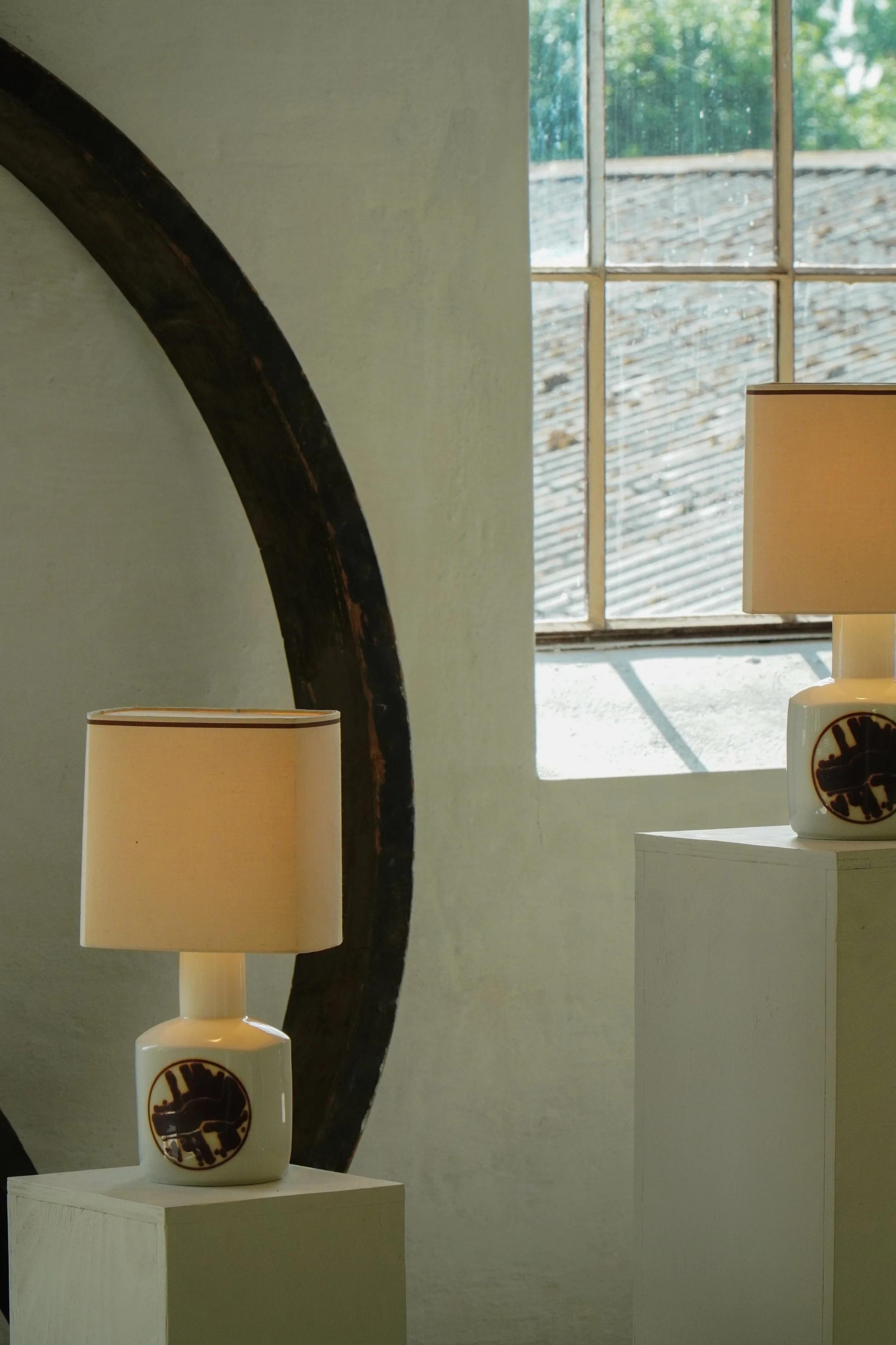 Pair_of_Lamps-6.jpg