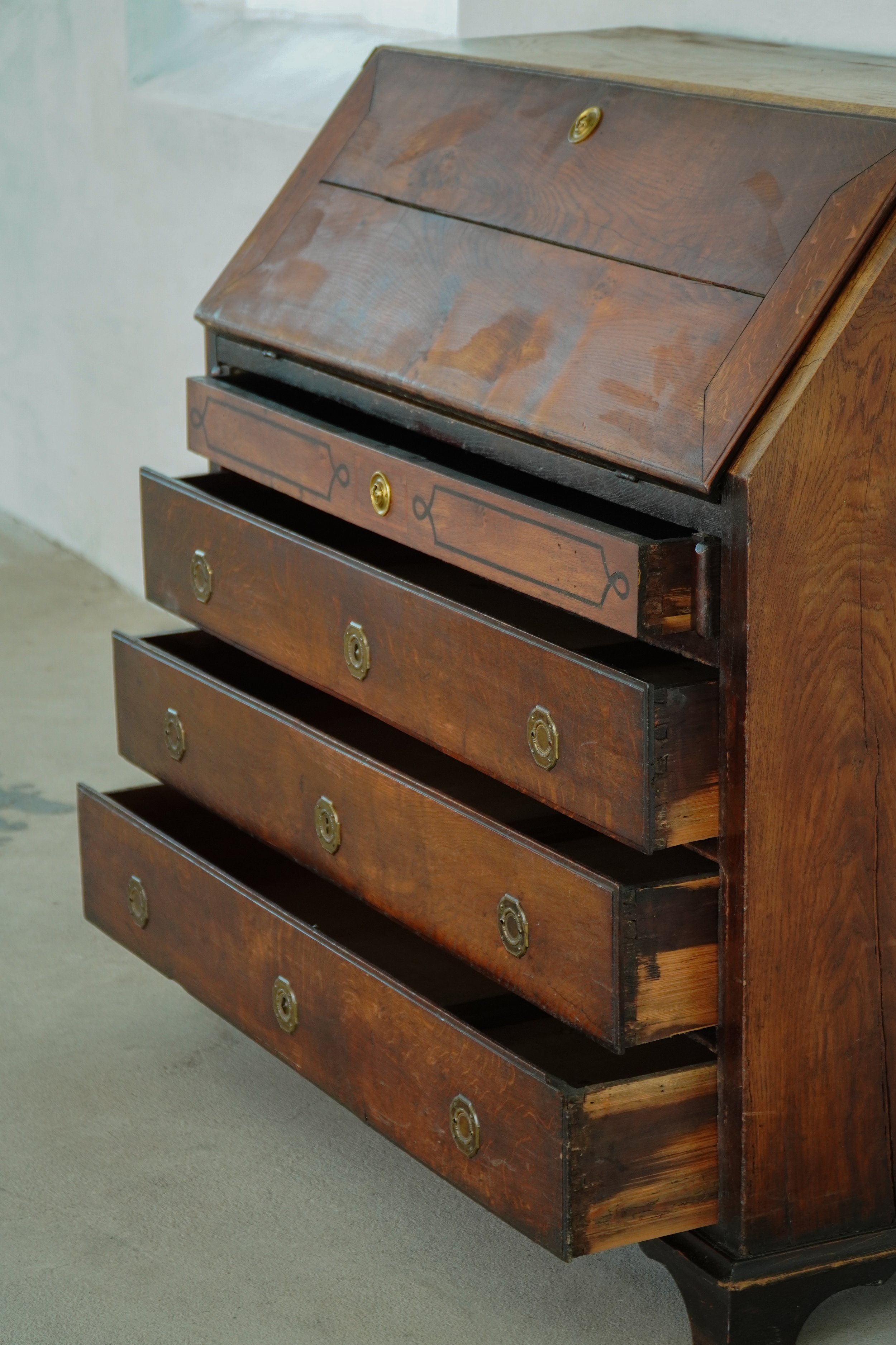Chest_of_Drawers-11.jpg