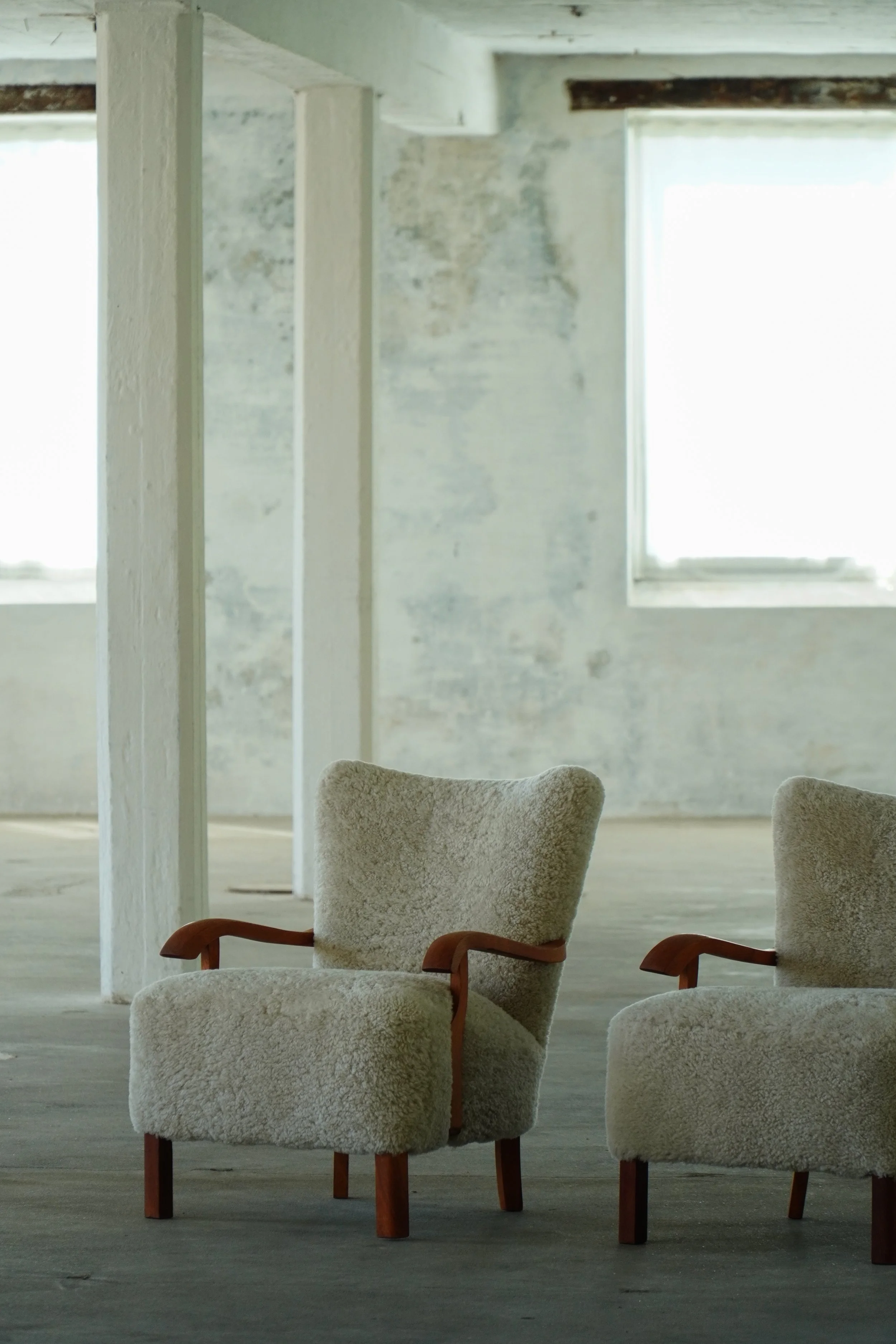 Lounge_Chairs_Lambswool-14.jpg