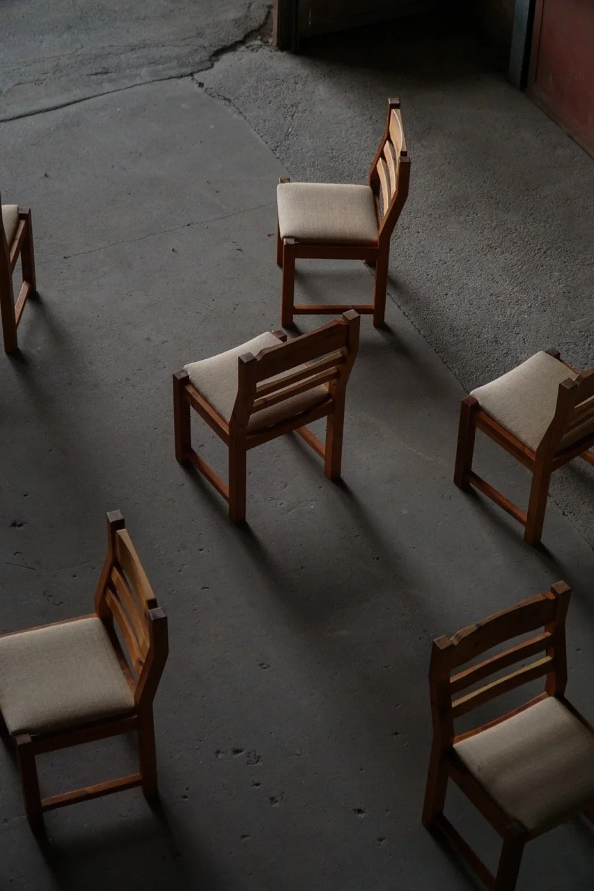 Pine_Chairs_Hessian-10 – stor.jpeg