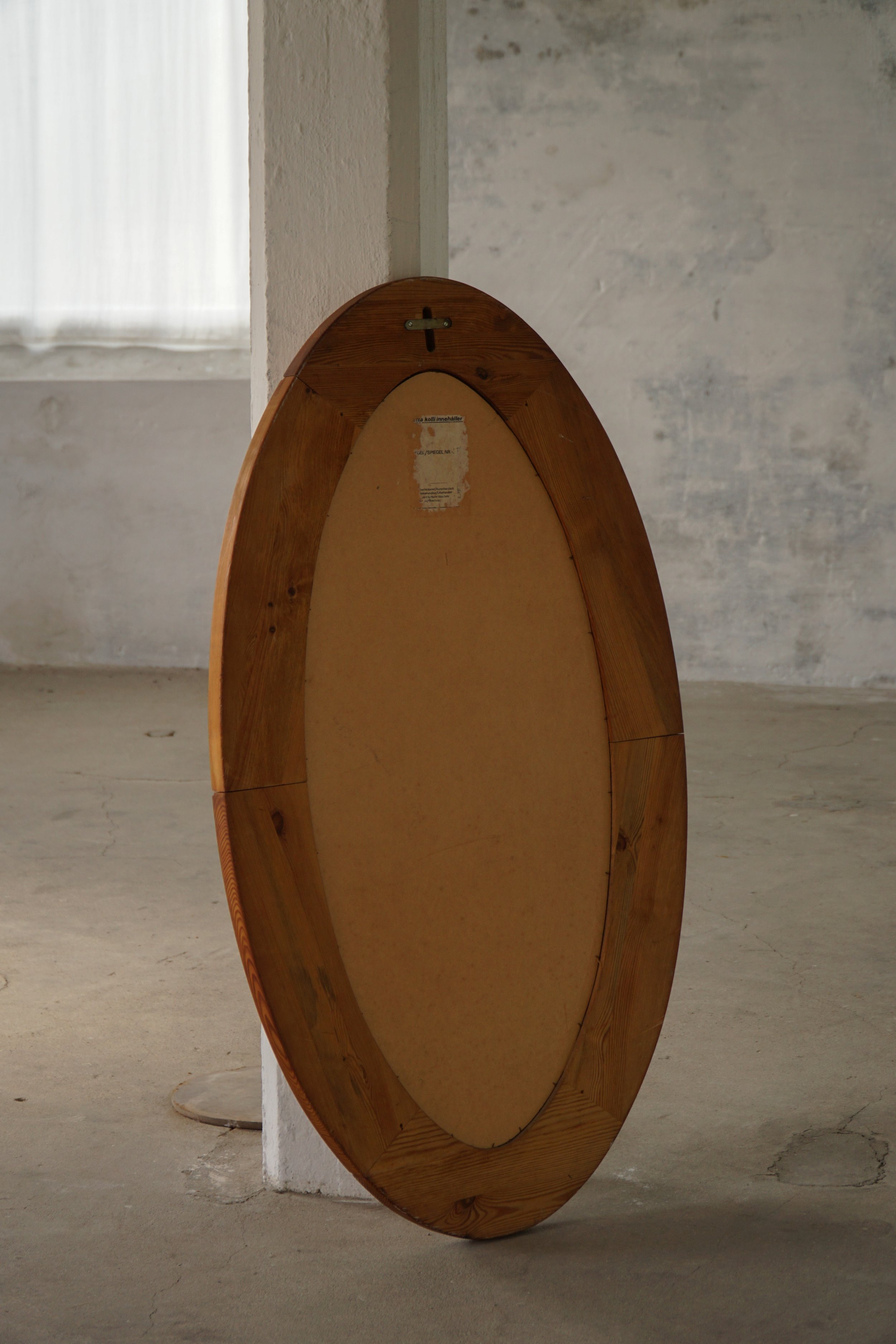 Mirror-13.jpg