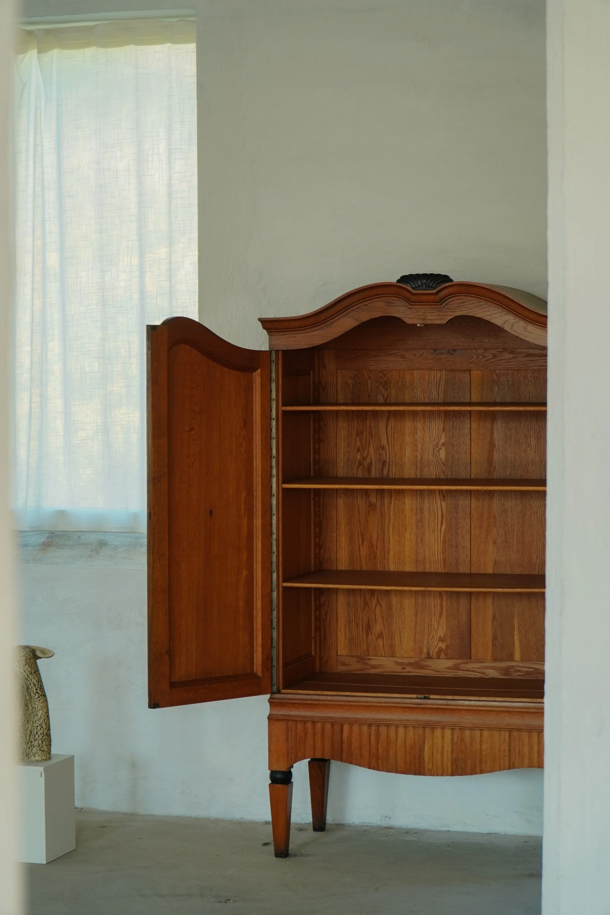 Cabinet-12.jpg
