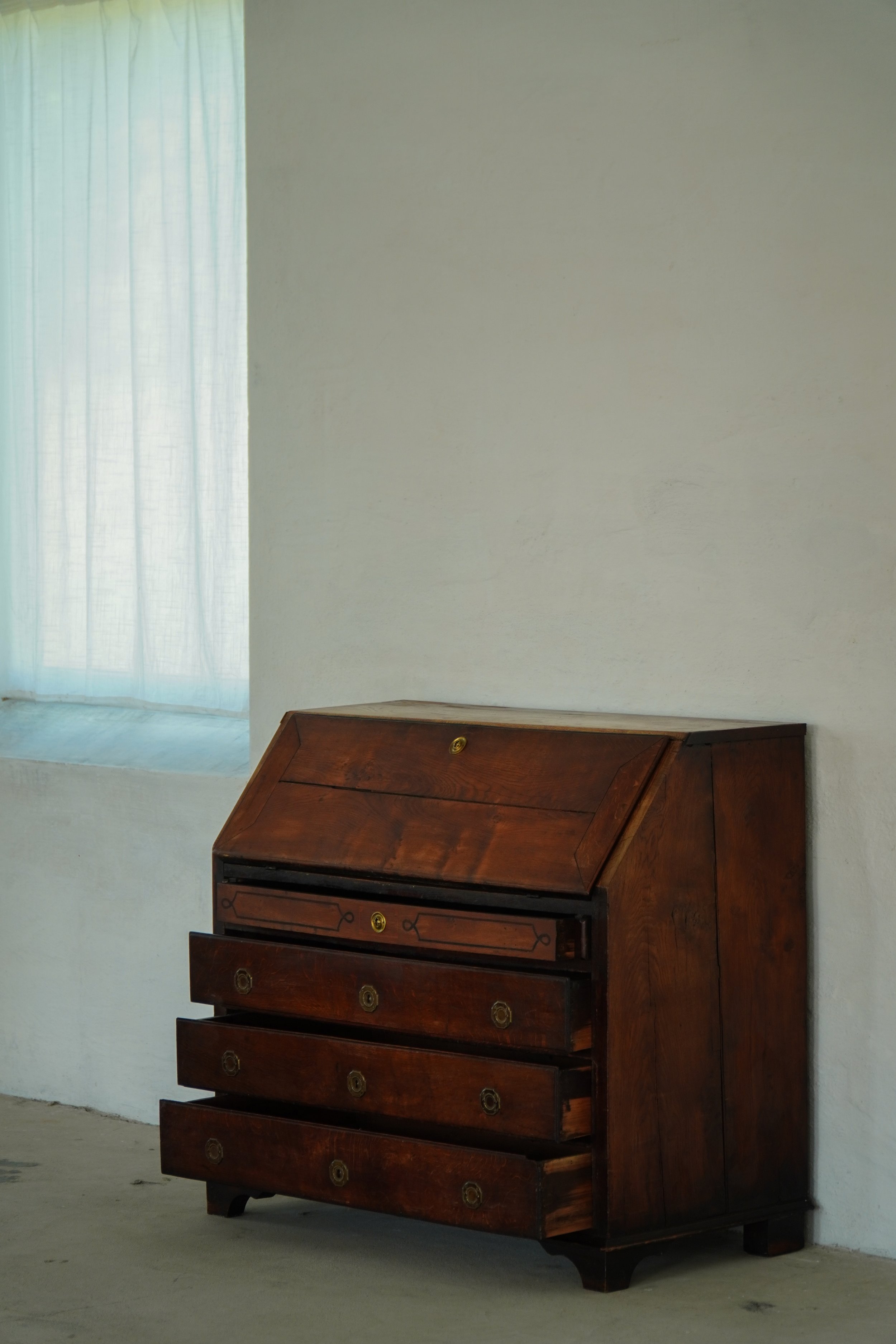 Chest_of_Drawers-13.jpg
