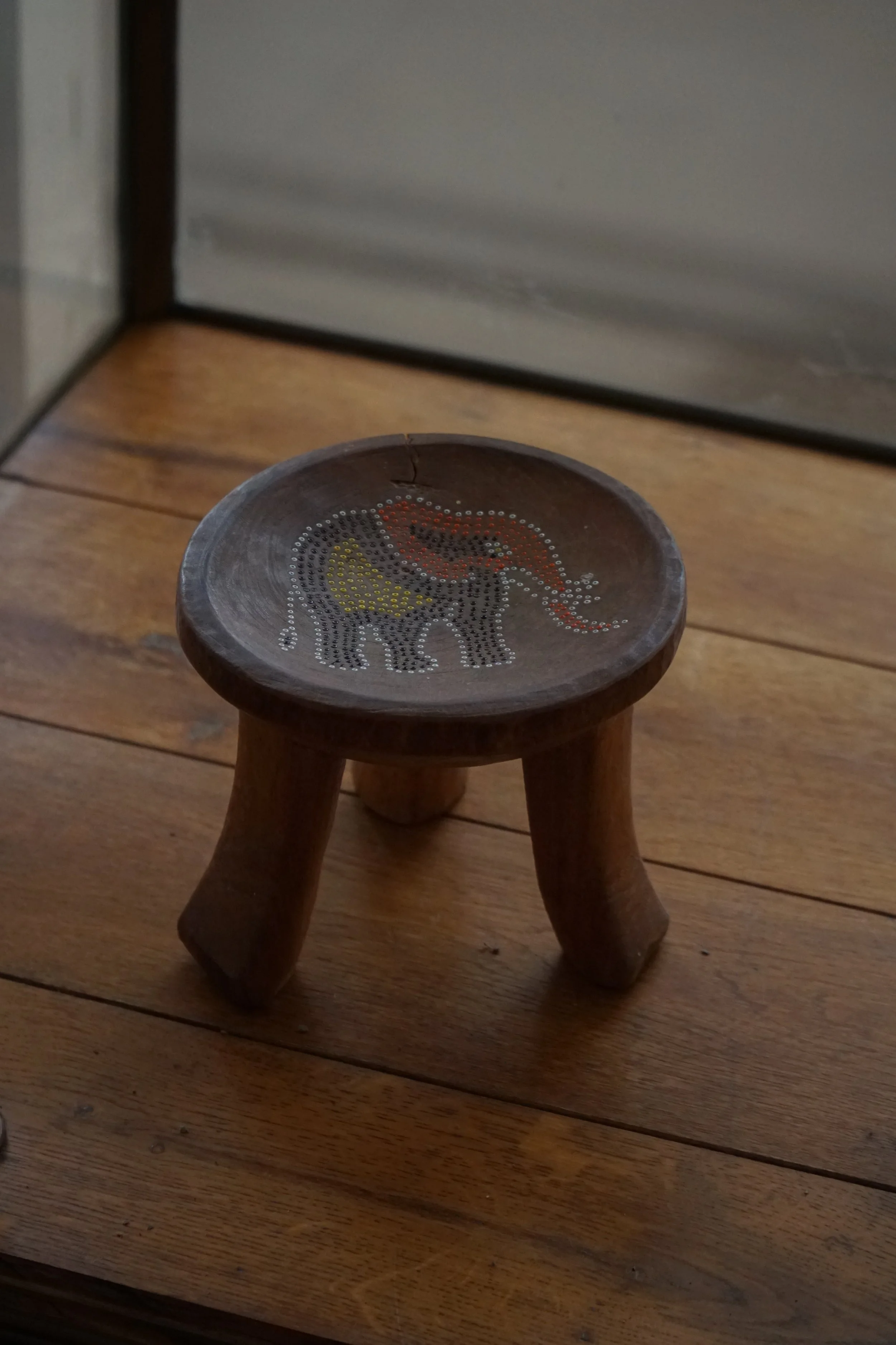 Tiny_Elephant_Stool-14.jpg