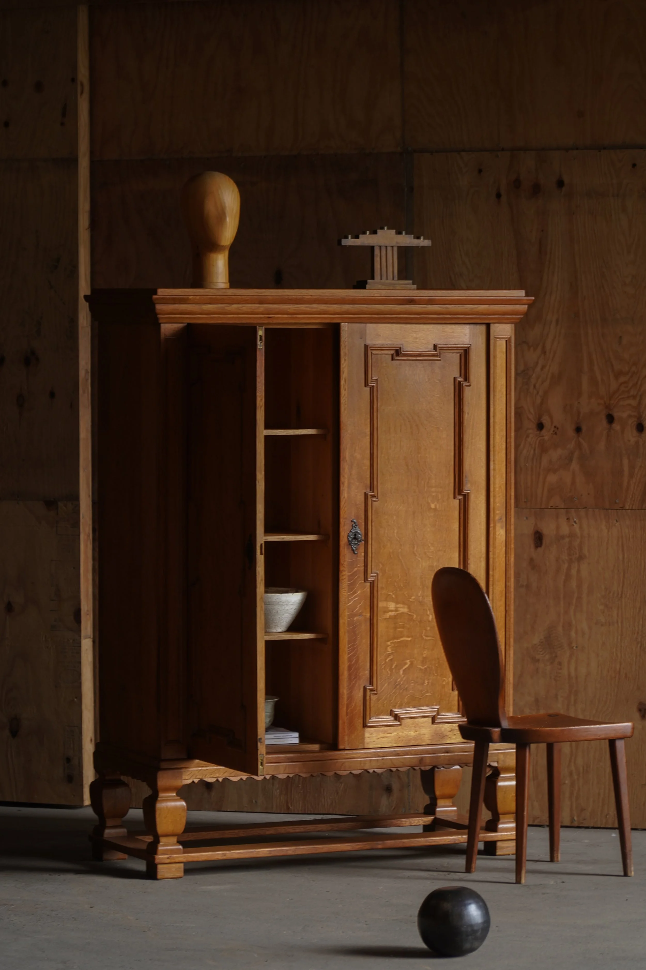 Cabinet-10.jpg