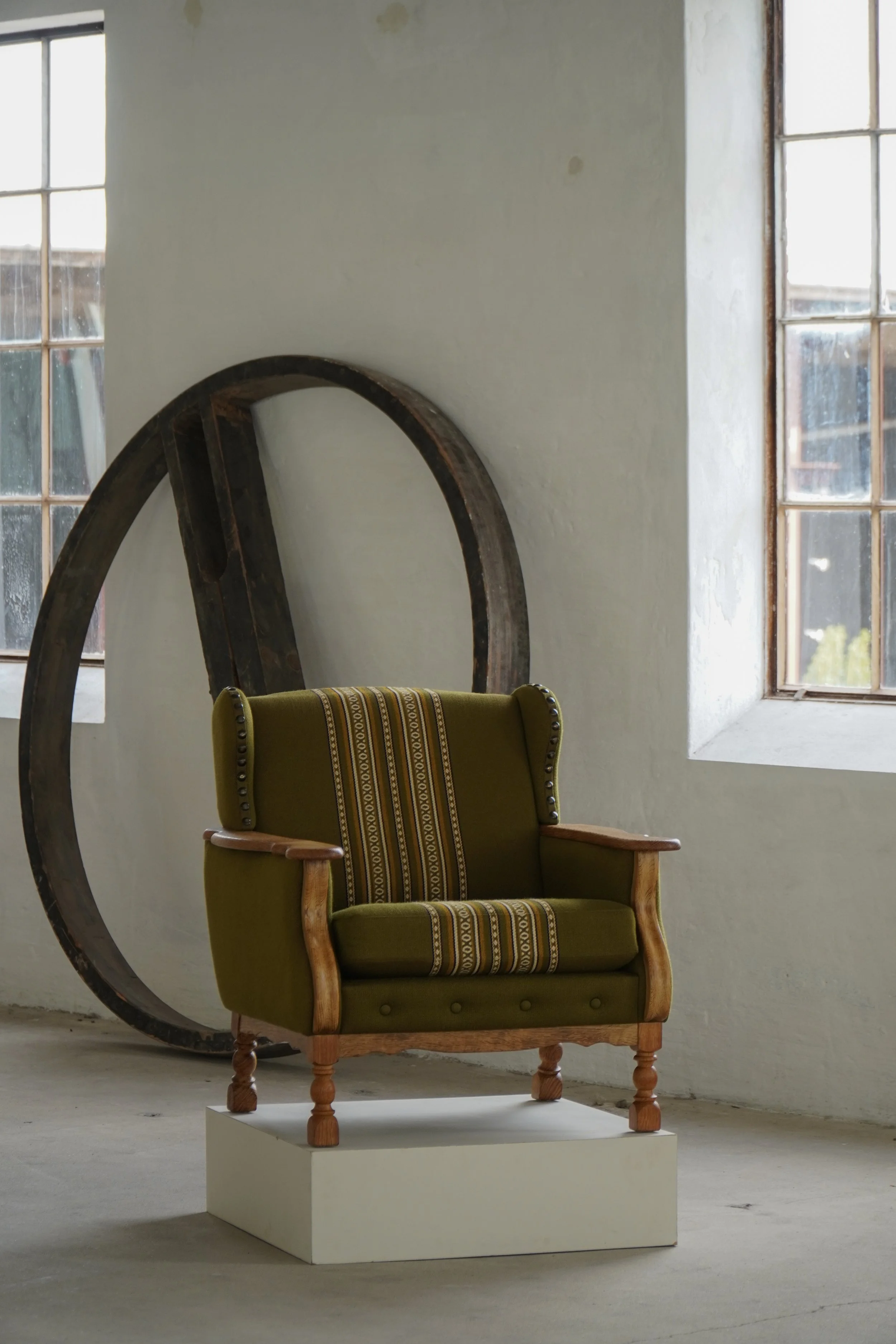 Green_Lounge_Chairs-21.jpg