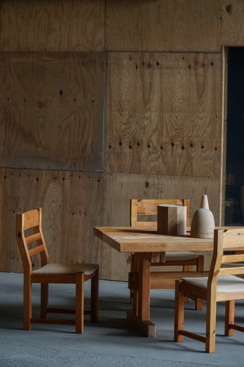 Pine_Chairs_Hessian-24 – stor.jpeg