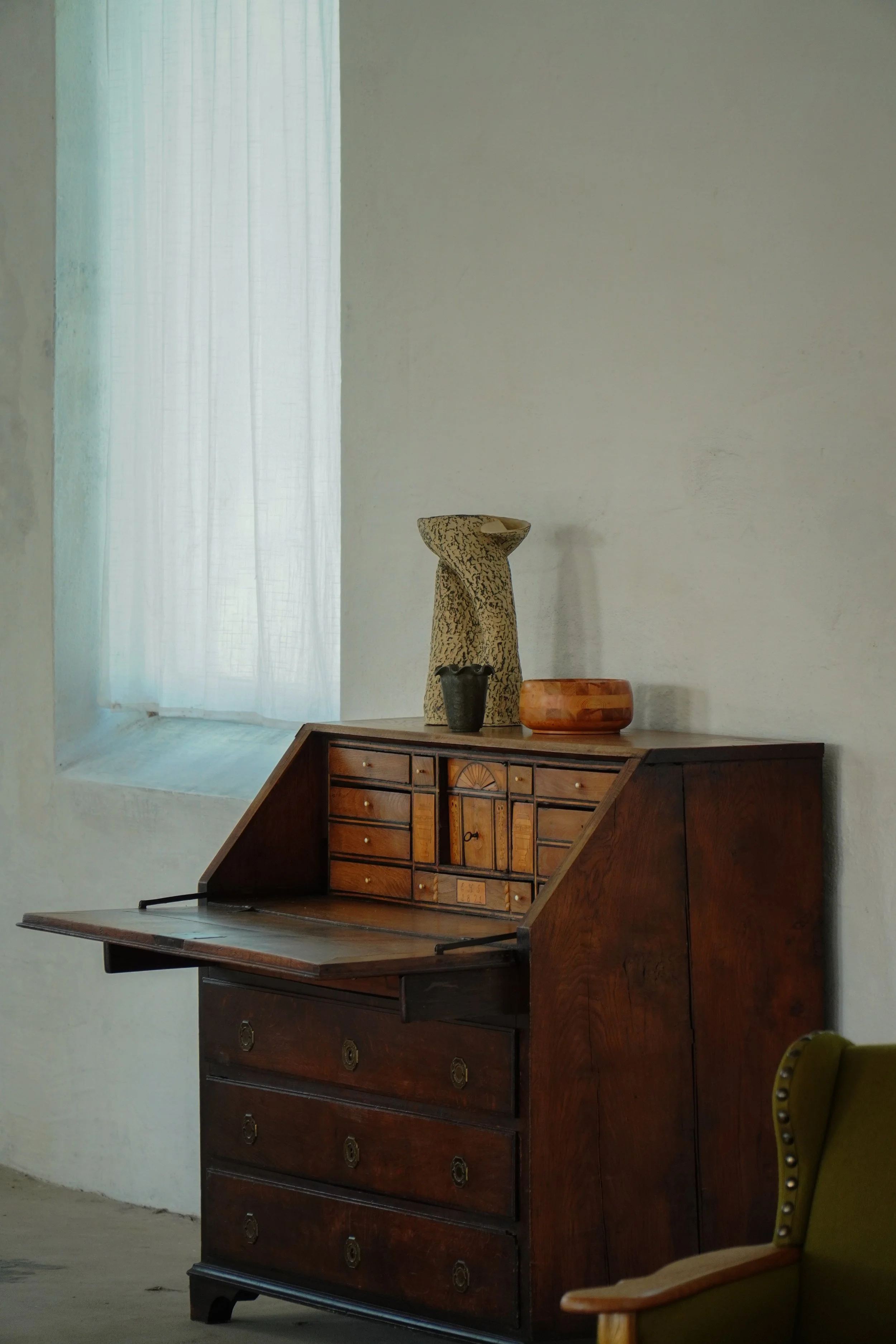 Chest_of_Drawers-8.jpg