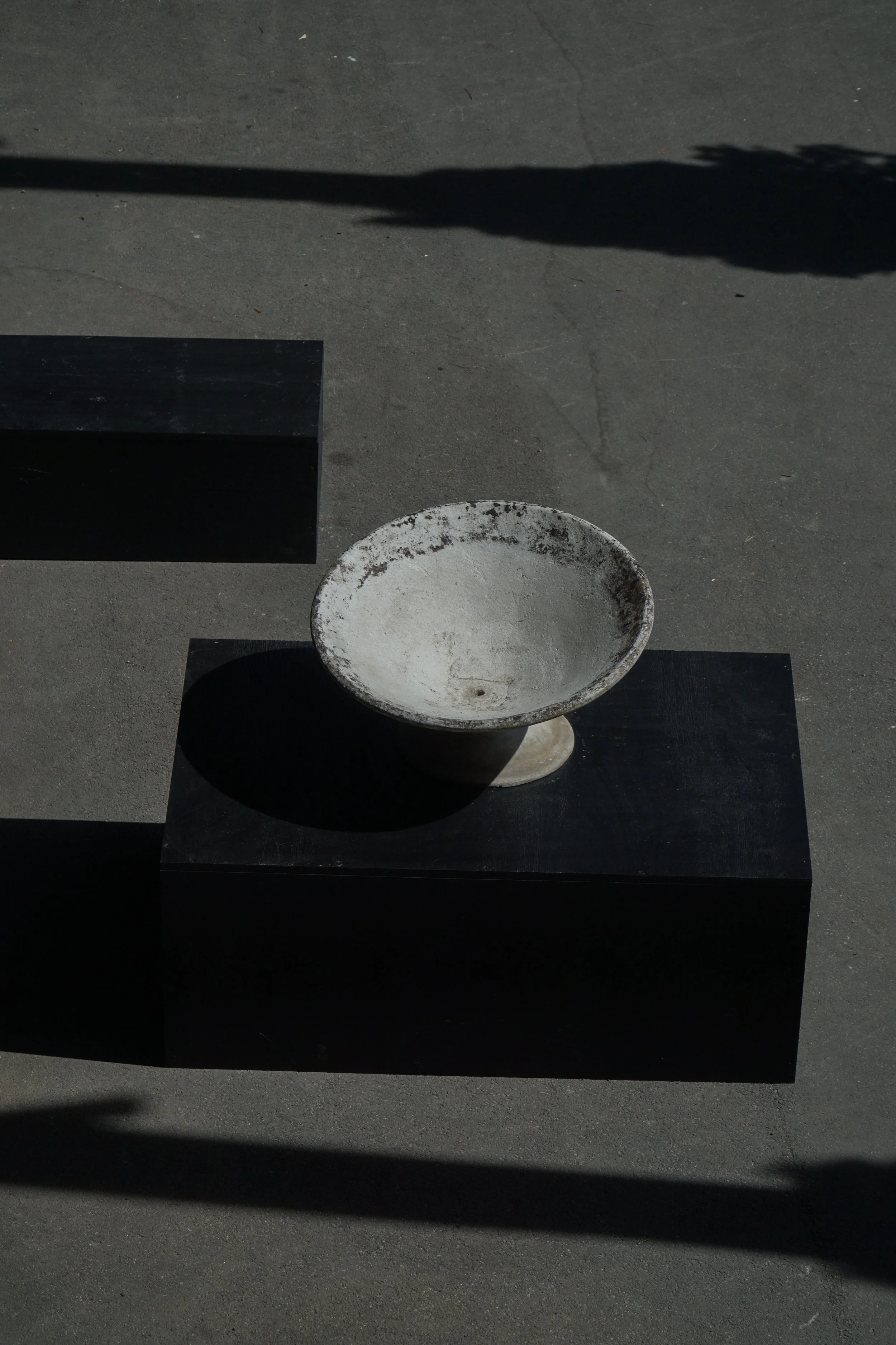 Ellebaek_Round_Planter-6.jpg