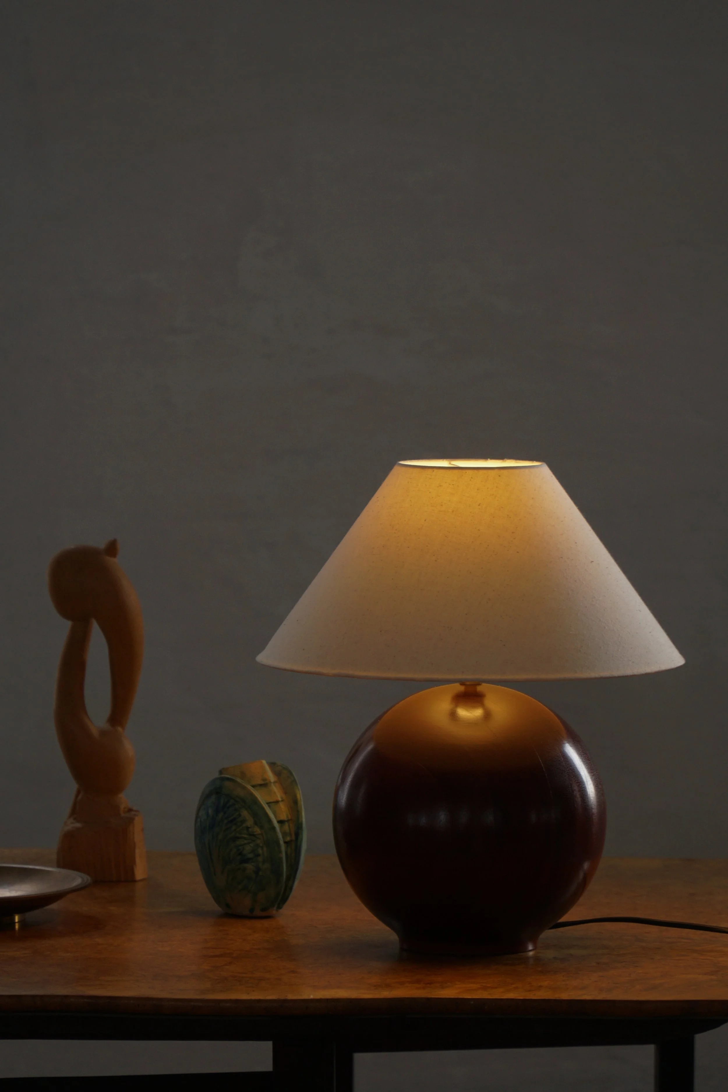 Wooden_Lamp_Round_Dark-03.jpg