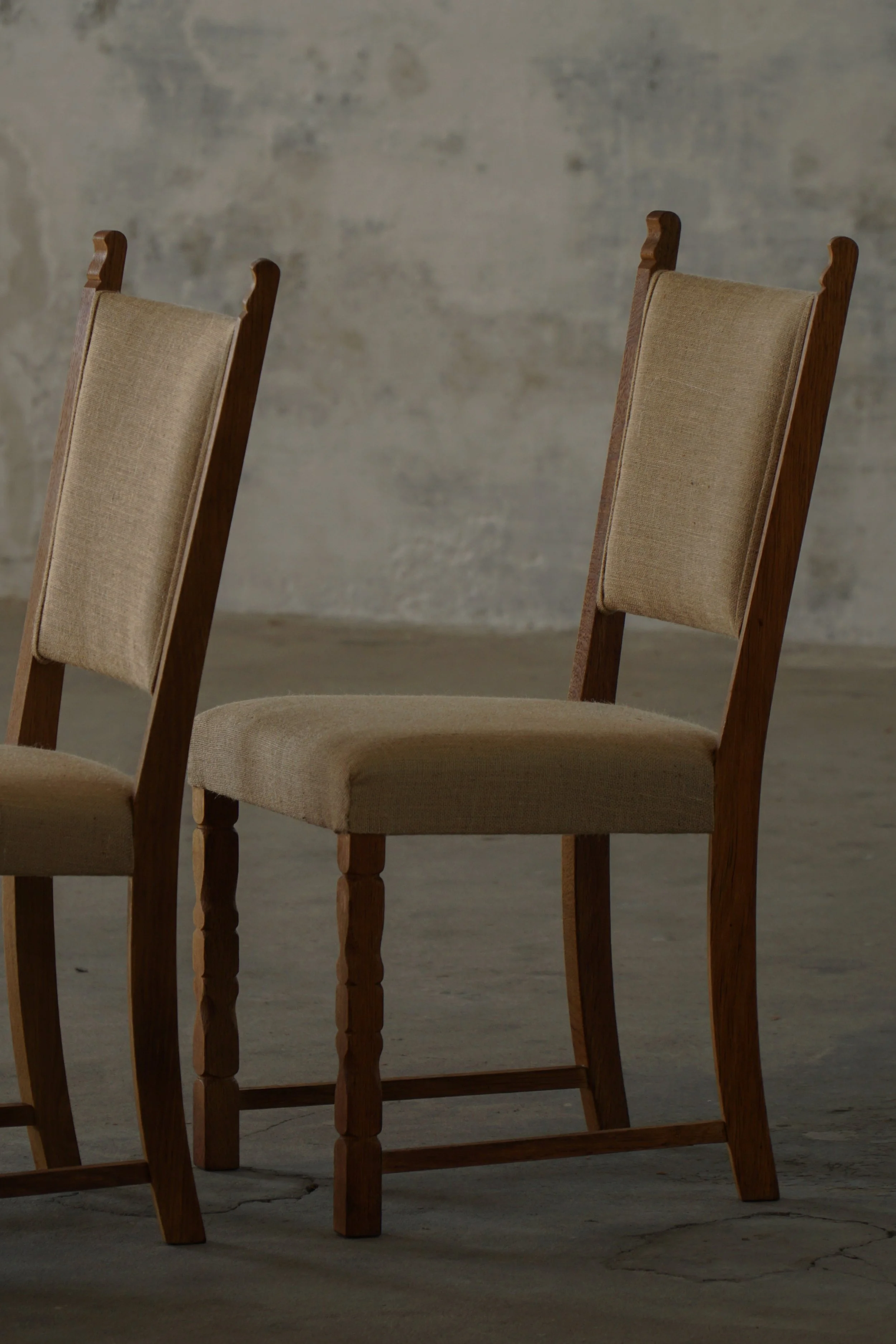 Hessian_Chairs-5.jpg