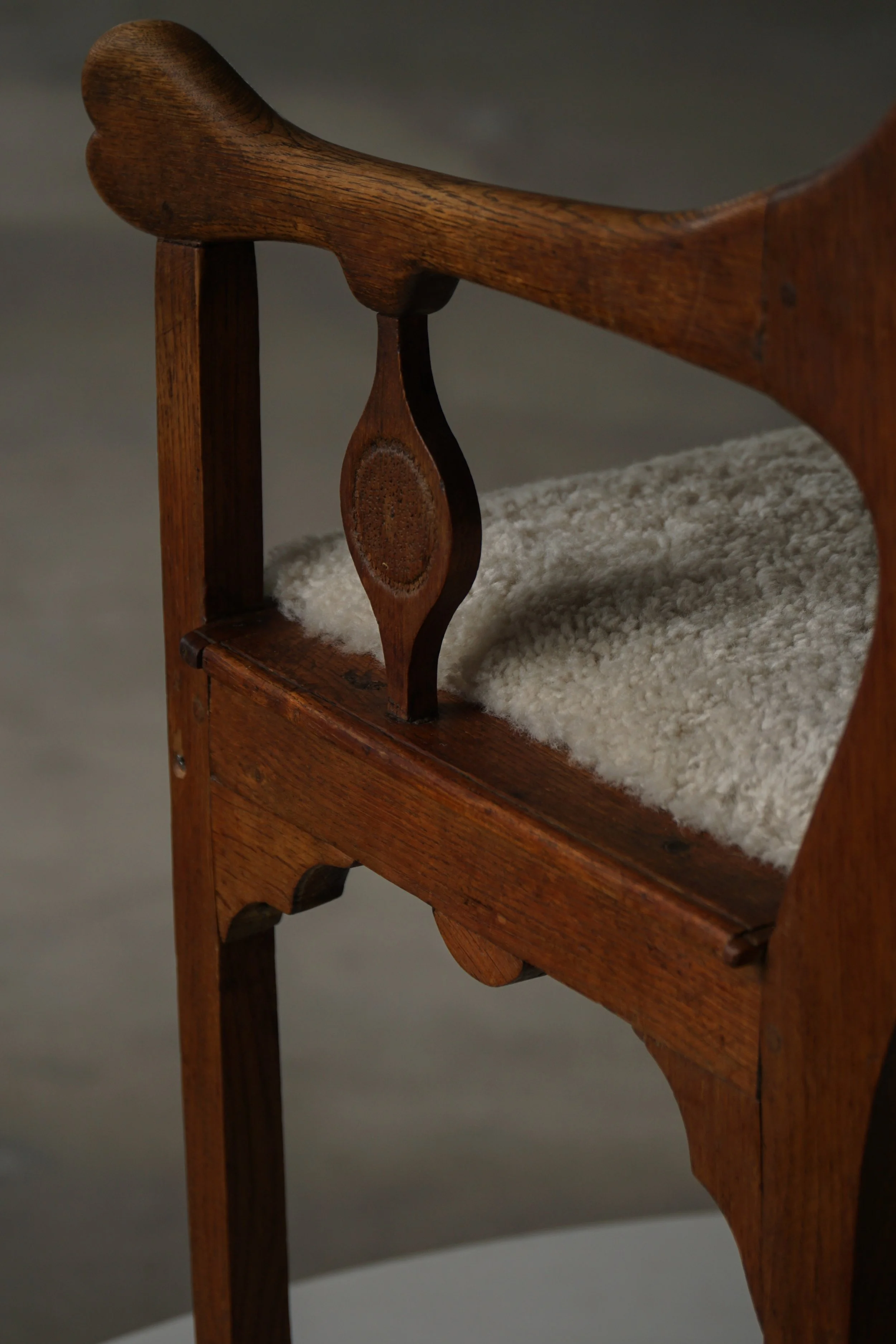 Chair-15.jpg