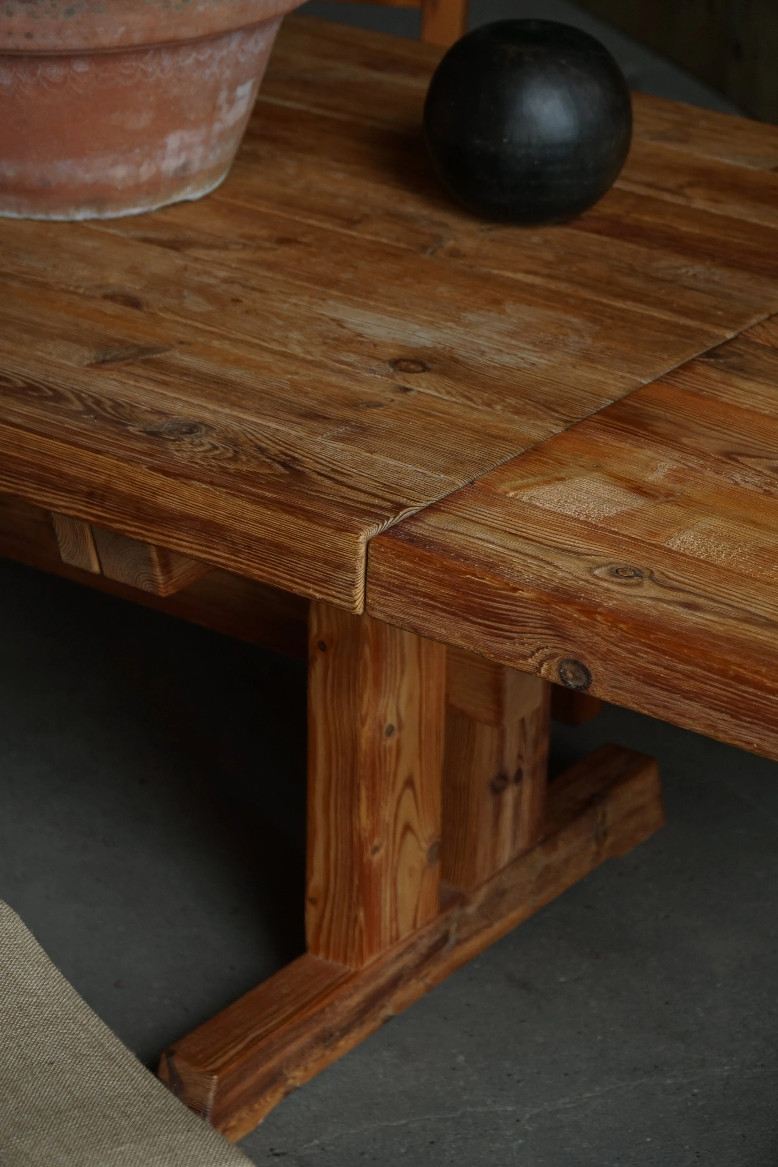 Pine_Table-7.jpg