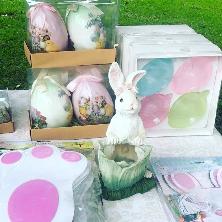 Be sure to make a visit to our beautiful Easter market part of your weekend plans 🐰
Open 9am - 3pm from the 6th - 8th. 
#burnedale #burnedalefarm #easterhunt #eastermarket
