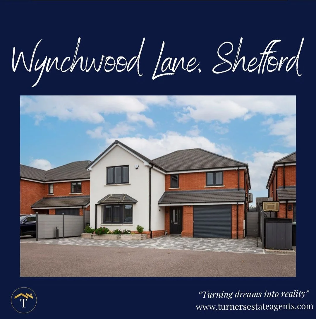 🔥 REDUCED TO SELL — DON’T MISS OUT! 🔥
🏡 Wynchwood Lane, Shefford, SG17
💷 Offers in Excess of £750,000
📉 Price reduced yesterday!
This stunning 4/5 bedroom executive detached home has been fully upgraded to an exceptional stan