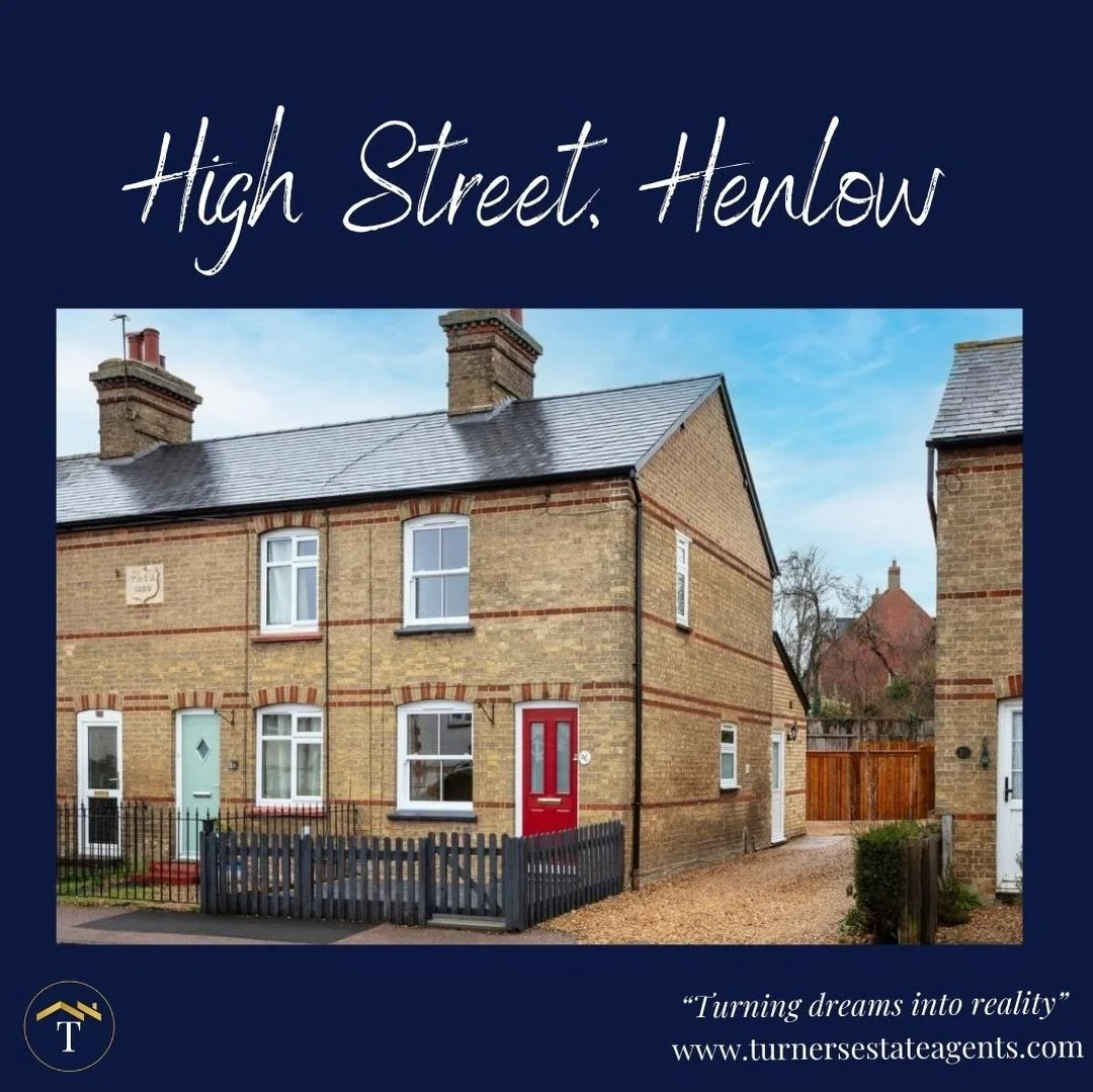 ✨ 𝐍𝐄𝐖 𝐓𝐎 𝐌𝐀𝐑𝐊𝐄𝐓 ✨

📍 High Street, Henlow, SG16
💷 Guide Price &pound;325,000

An immaculate Victorian end-of-terrace home, full of character and fully refurbished throughout &mdash; offered with NO CHAIN 🏡

🏡Key features:
&bull; No Chai