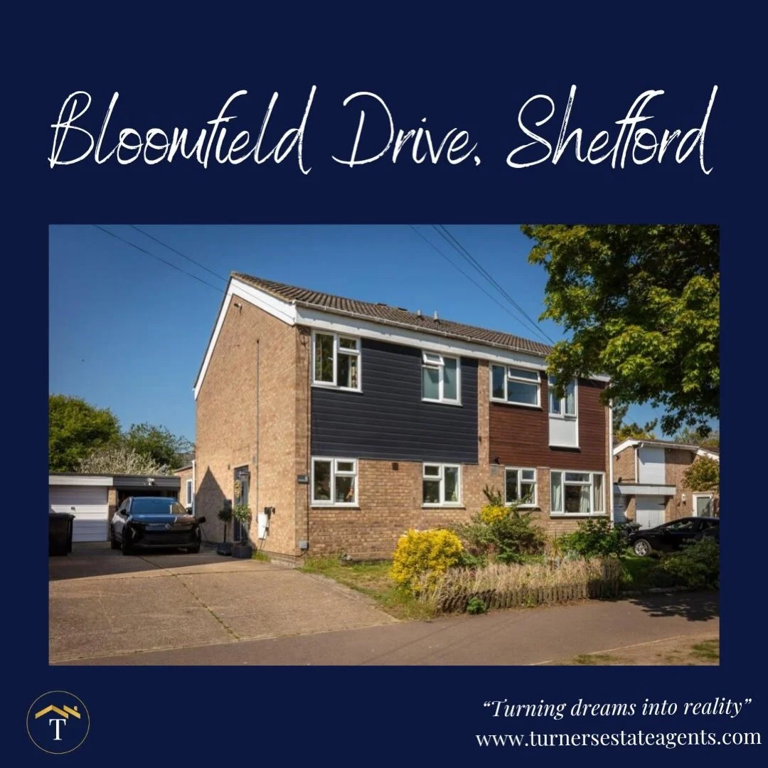 🏡 𝐍𝐄𝐖 𝐓𝐎 𝐌𝐀𝐑𝐊𝐄𝐓

📍 Bloomfield Drive, Shefford, SG17
💰 Guide Price: &pound;425,000

Recently refurbished &amp; extended &ndash; this one is ready to move straight into! ✨

Step inside this beautifully updated 3-bedroom semi-detached home