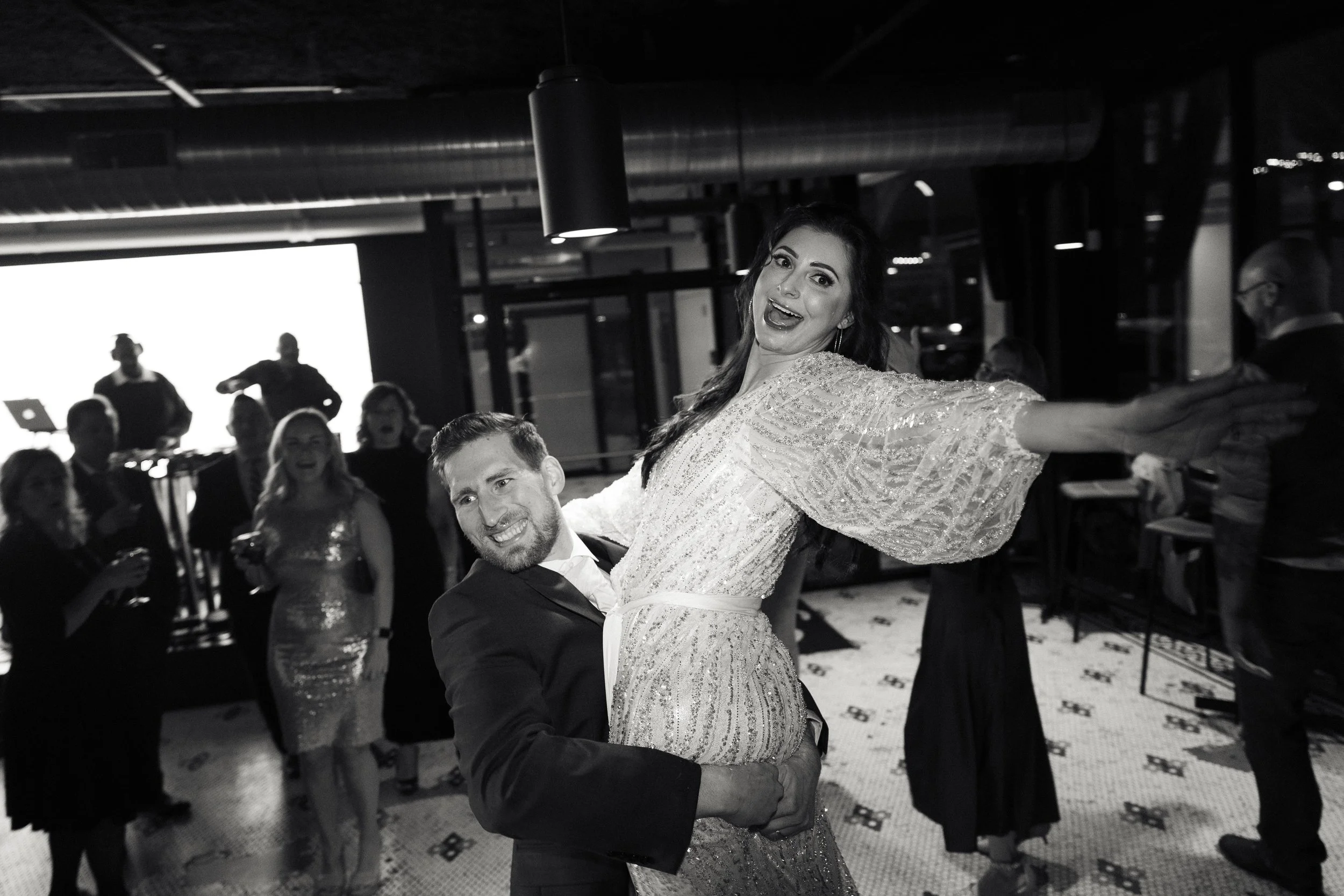 Ann  Matt - Ashleys Portrait Co-11326-2.jpg