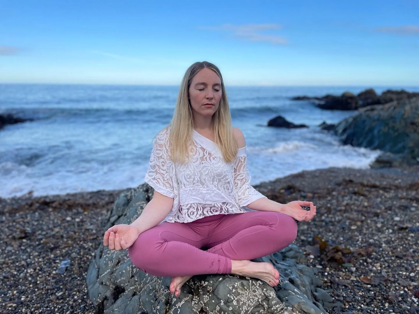 Happy world meditation day.

Meditation for me is my number one thing I try to do every day for my wellbeing.

Benefits I find from meditating 
1. I&rsquo;m more present 
2. I&rsquo;m less reactive 
3. I&rsquo;m more aware of how I&rsquo;m feeling 
4