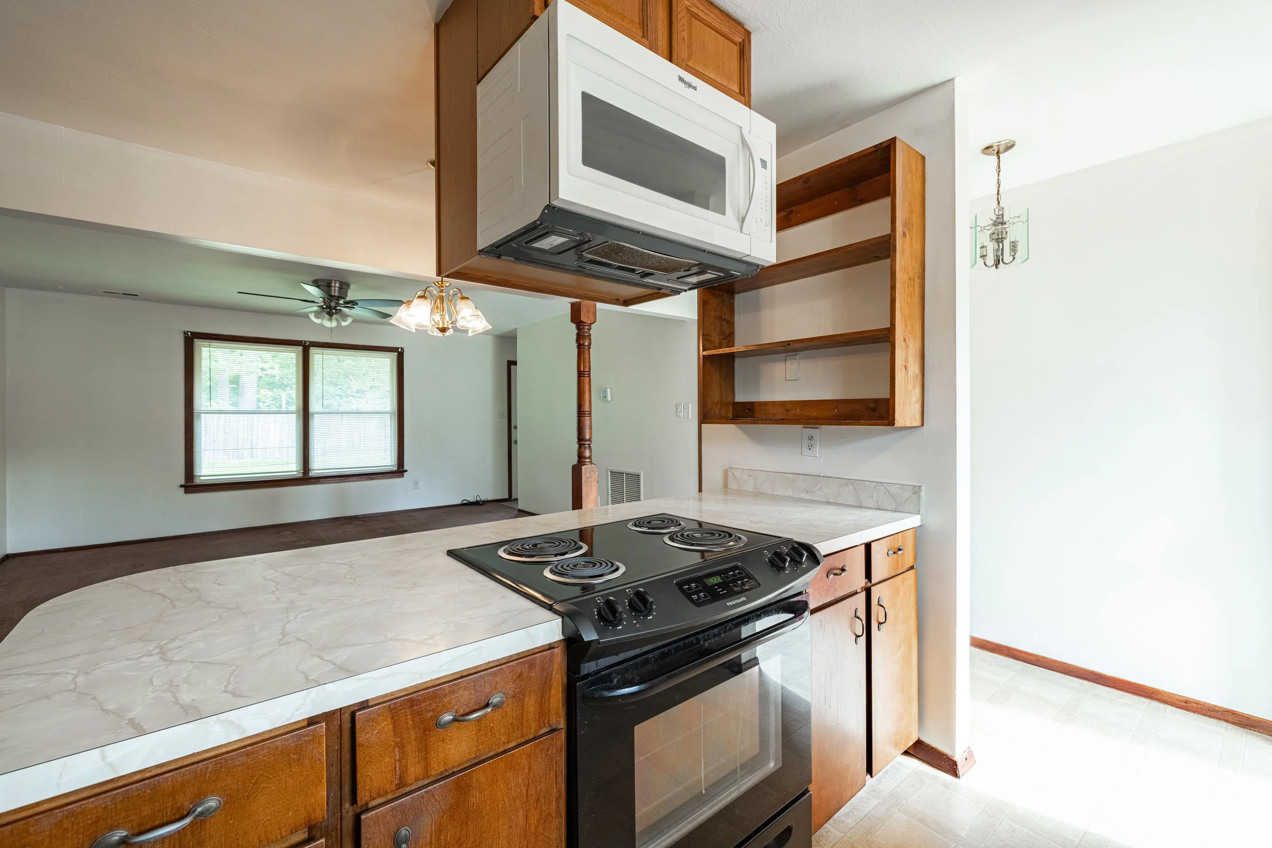 607 Dale St-25.jpg