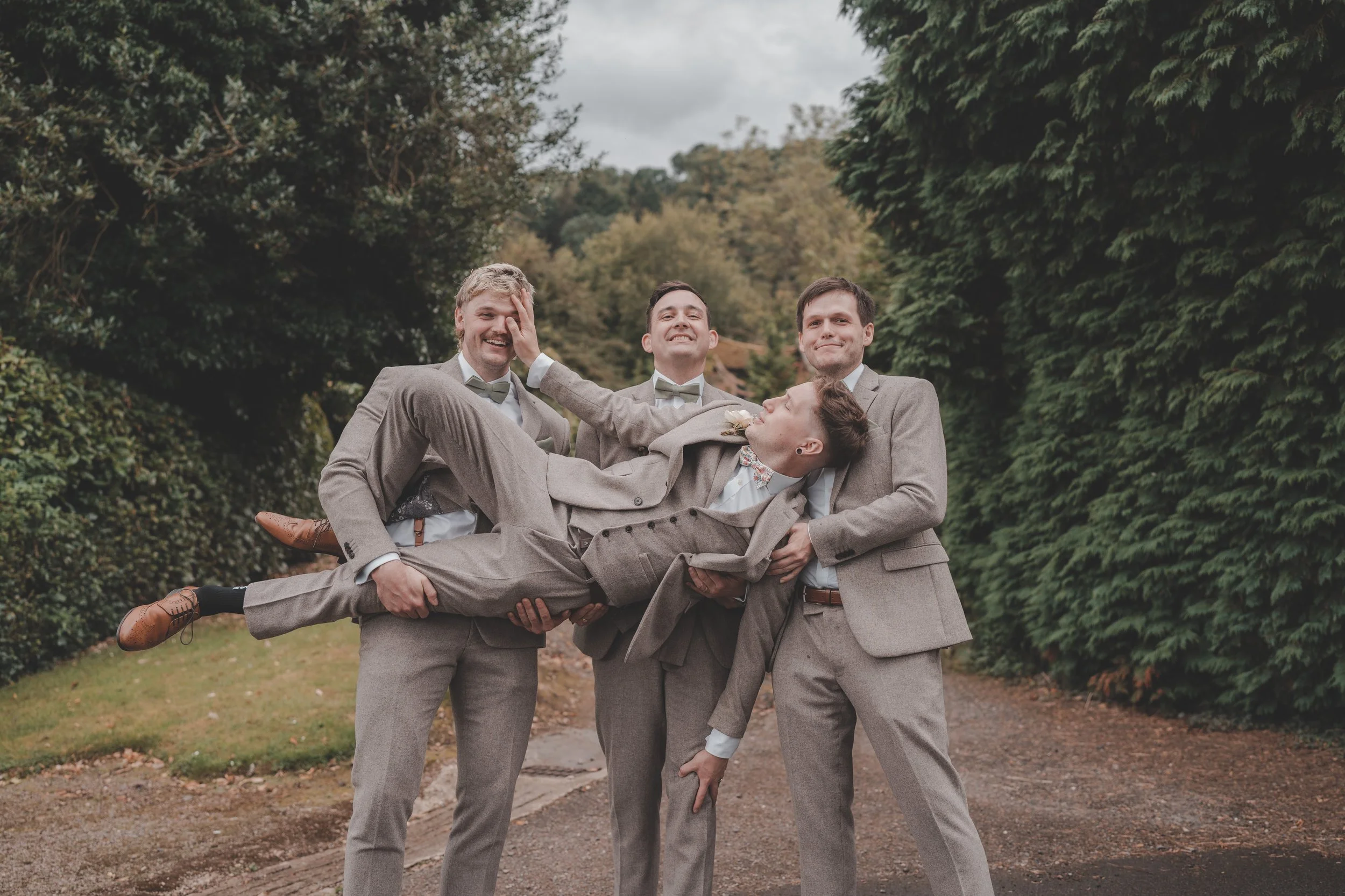 Weddings - Bright and Pastel - Website (67).jpg