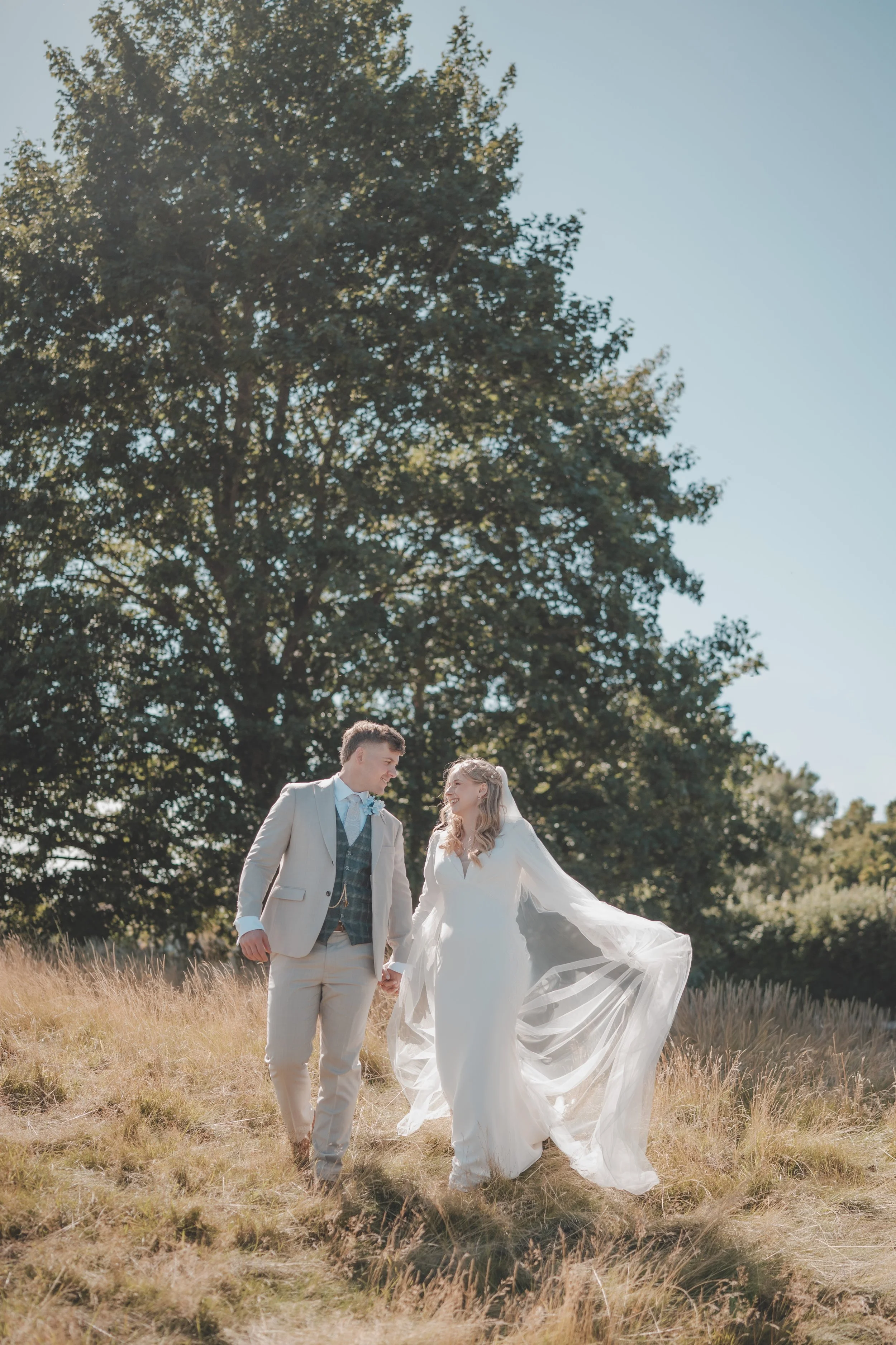 Weddings - Bright and Pastel - Website (3).jpg