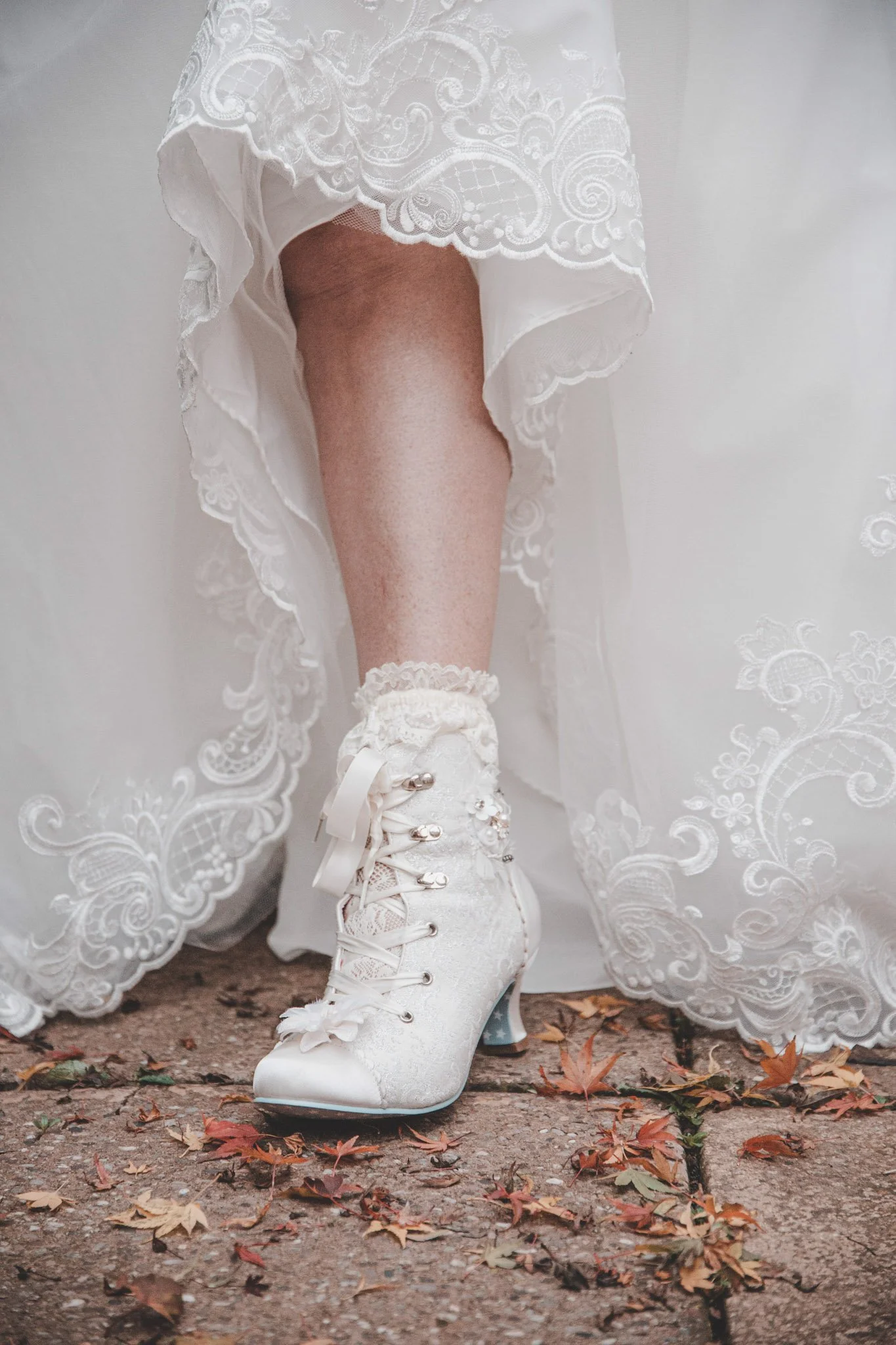 Details of brides shoes during the wedding day