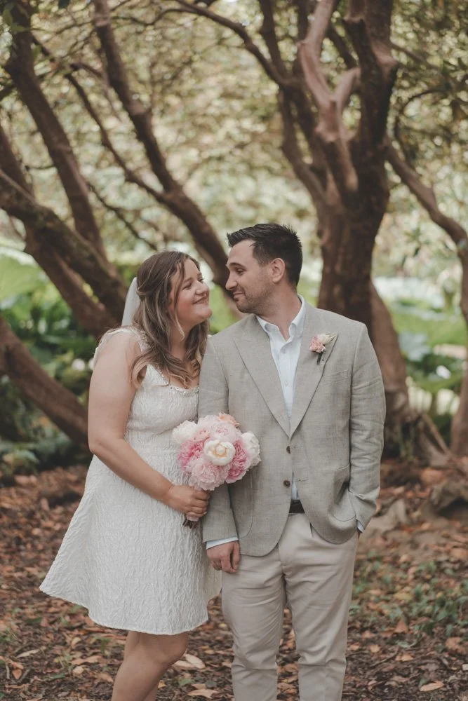 Portrait of newly wedd couple in Clyne Gardens, Swansea