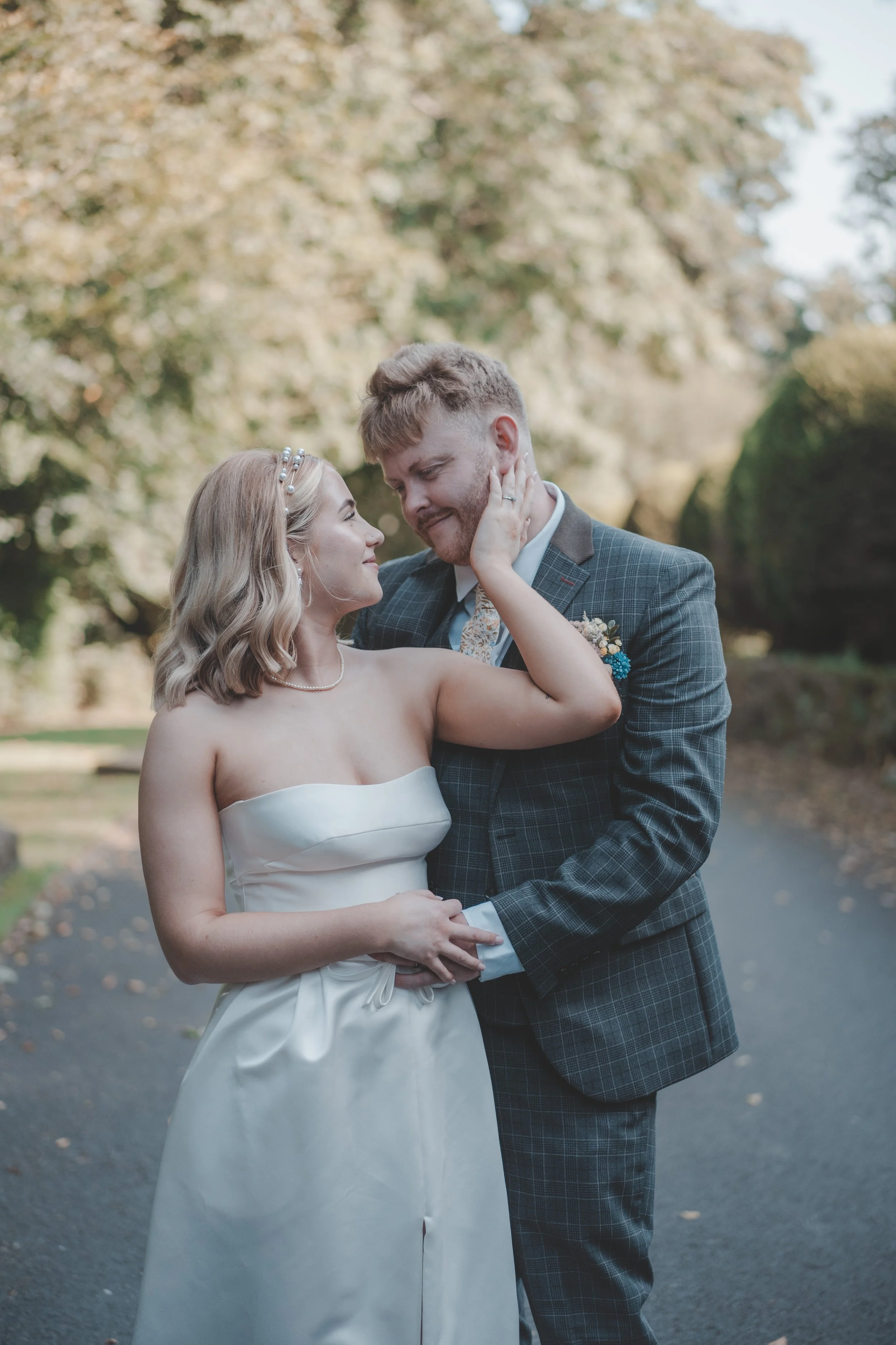 Weddings - Bright and Pastel - Website (90).jpg