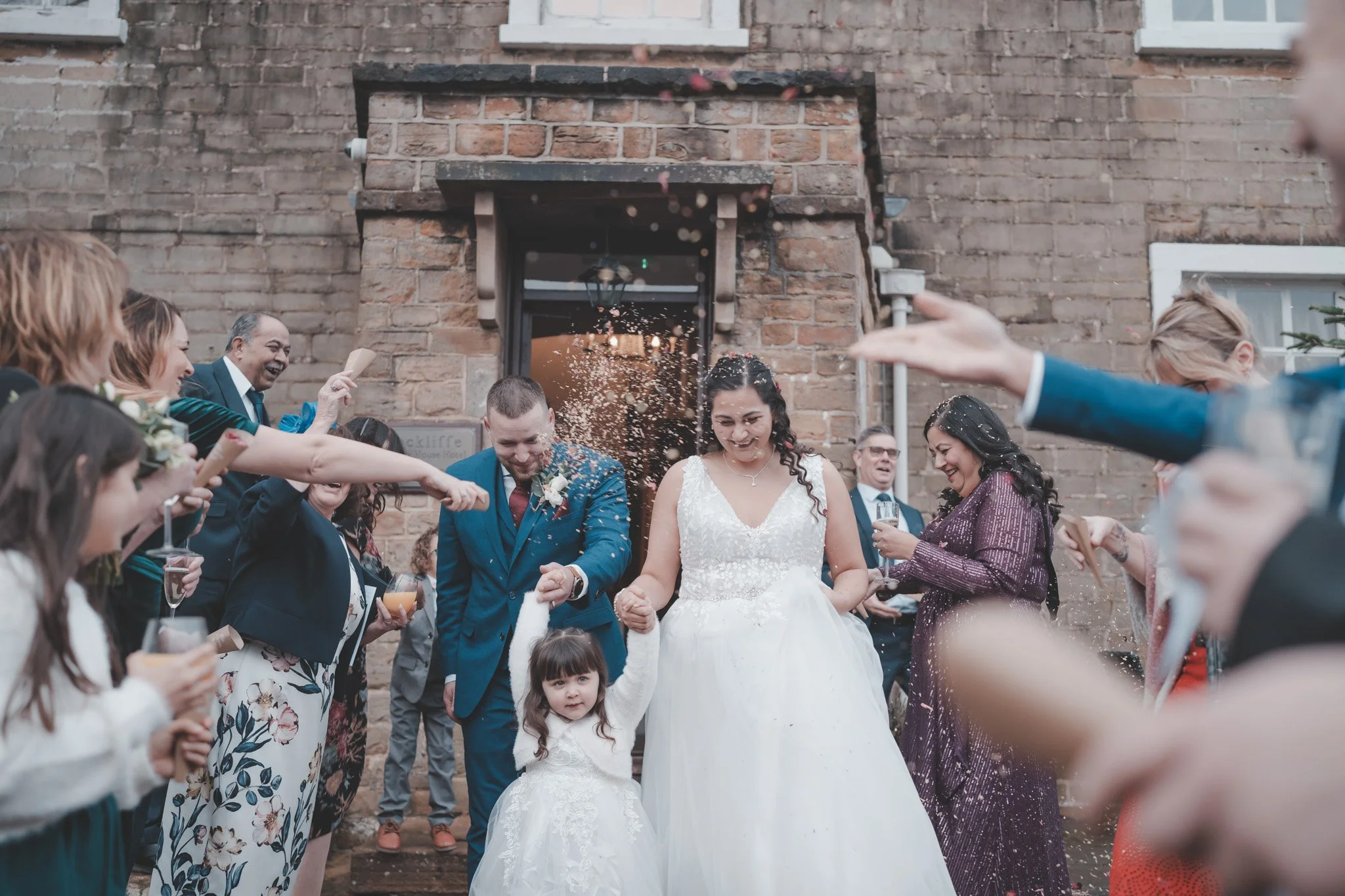 Confetti group shot at Cockliffe Country House, Arnold, Nottingham